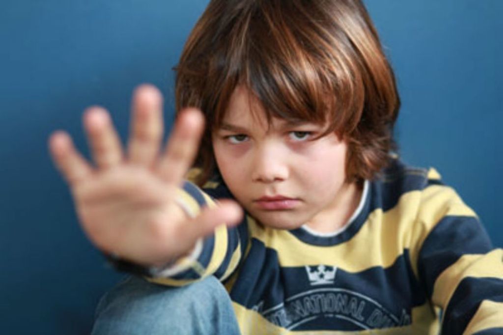 Kinder sind wehrlos und können so in vielerlei Hinsicht leicht zu Opfern werden.