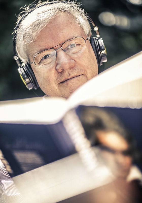 Etwa 7000 CDs besitzt Stefan Schaub und kann nicht sagen, ob er Bach, Mozart und Beethoven lieber hört als Brahms, Verdi oder Berlioz.