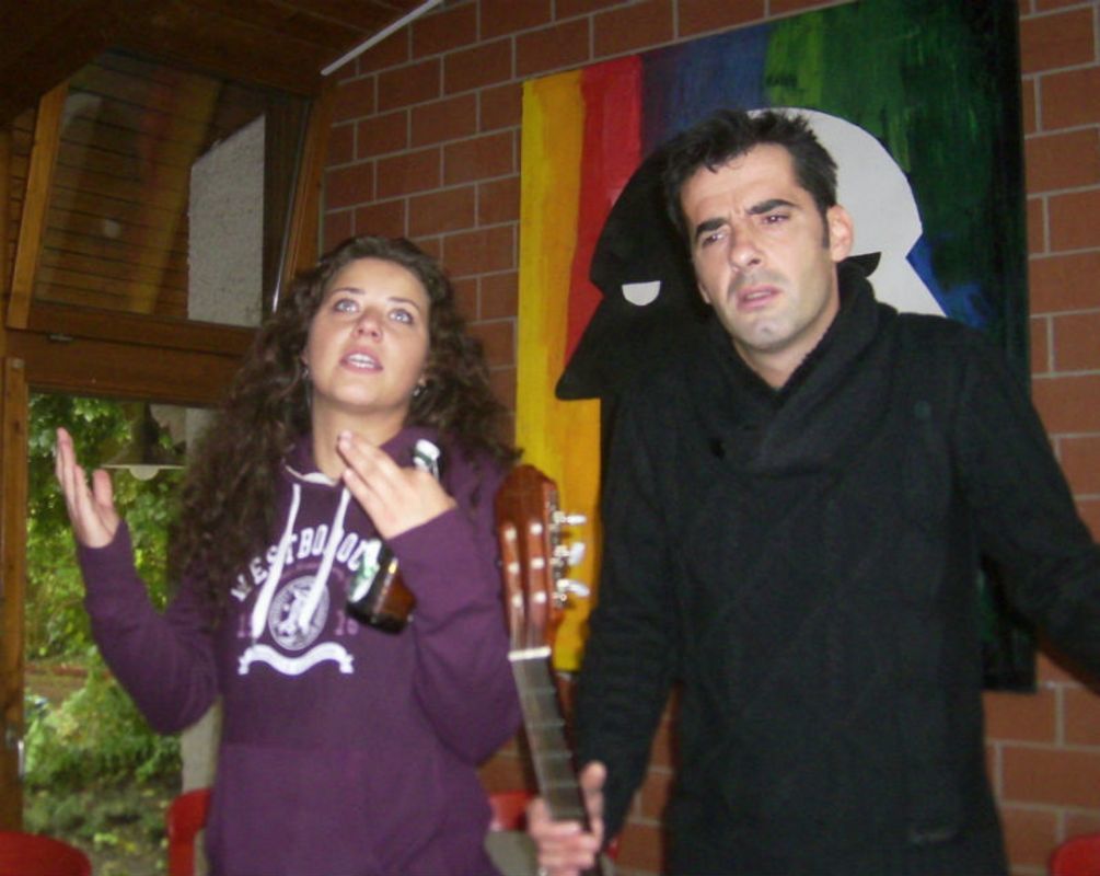 Esra Kreder und Fabio Esposito überzeugen im Präventionstheater und der Aufführung im CJD-Jugenddorf.