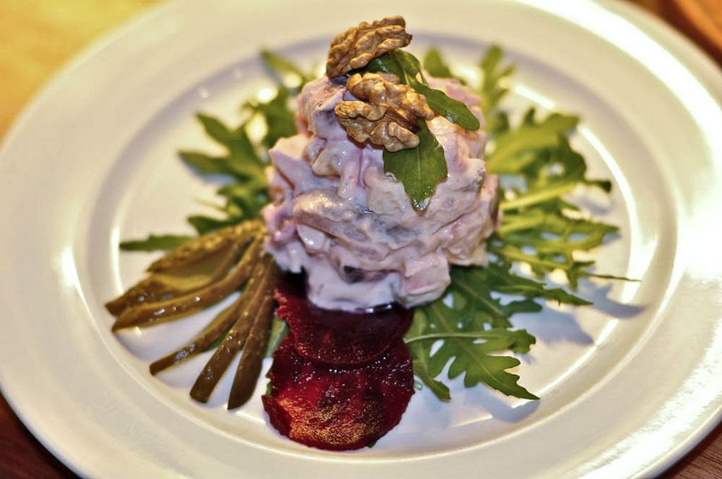 Auch als Salat mit Roter Bete kommt der Hering gerne auf den Teller.