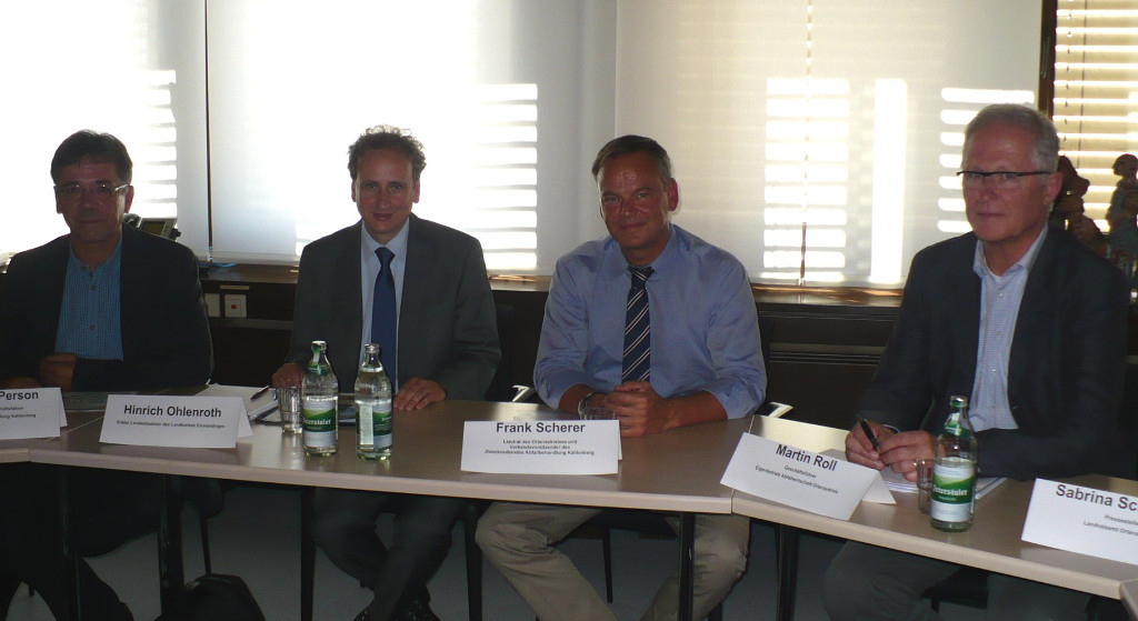 Laden zum Tag der offenen Tür ein (von links): Dr. Georg Person, Hinrich Ohlenroth, Frank Scherer, Martin Roll.