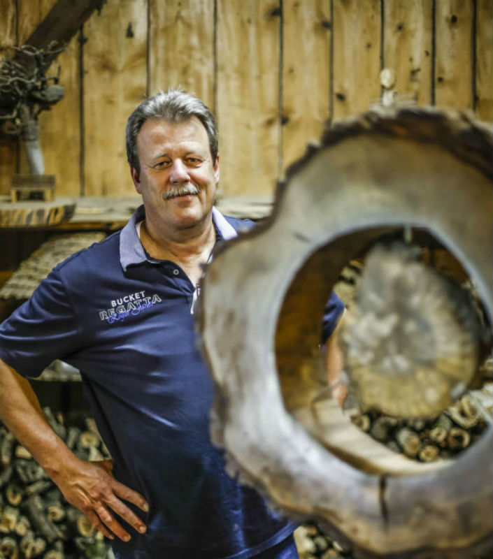 Fasziniert von Holz in seiner Vielfalt: Wolfgang Sieburg.