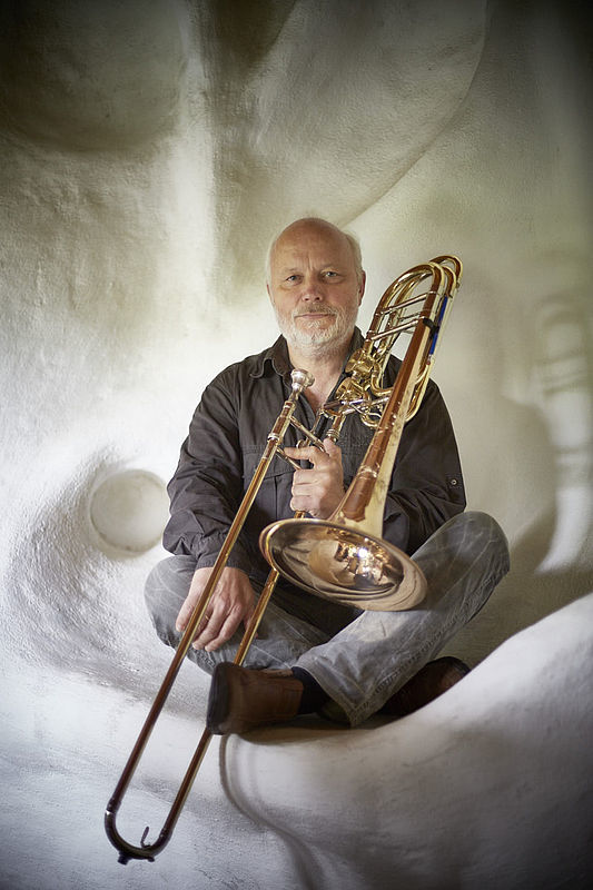 Dieter Baran ist Bassposaunist, war beim SWR-Orchester und schwingt seit 40 Jahren den Taktstock beim Musikverein Leutesheim.