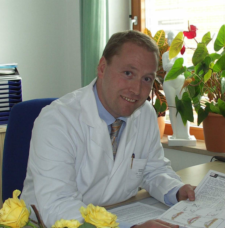 Dr. Tilman Schottler, Chefarzt der Fachklinik für Ästhetische und Plastische Chirurgie am Ortenau Klinikum Offenburg