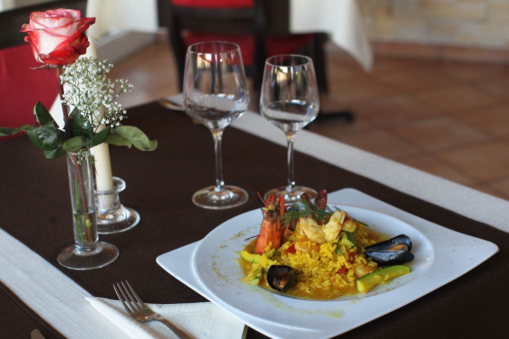 Ein Risotto wie er sein sollte – fein sämig mit etwas Biss und frischen Meeresfrüchten.