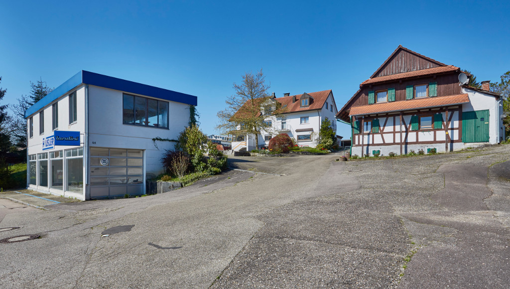 Häusler-Areal in Sasbach: Das moderne Zweifamilienhaus in der Mitte des Geländes bleibt auf alle Fälle erhalten – ansonsten sind neue Einfamilien- und Doppelhäuser geplant.