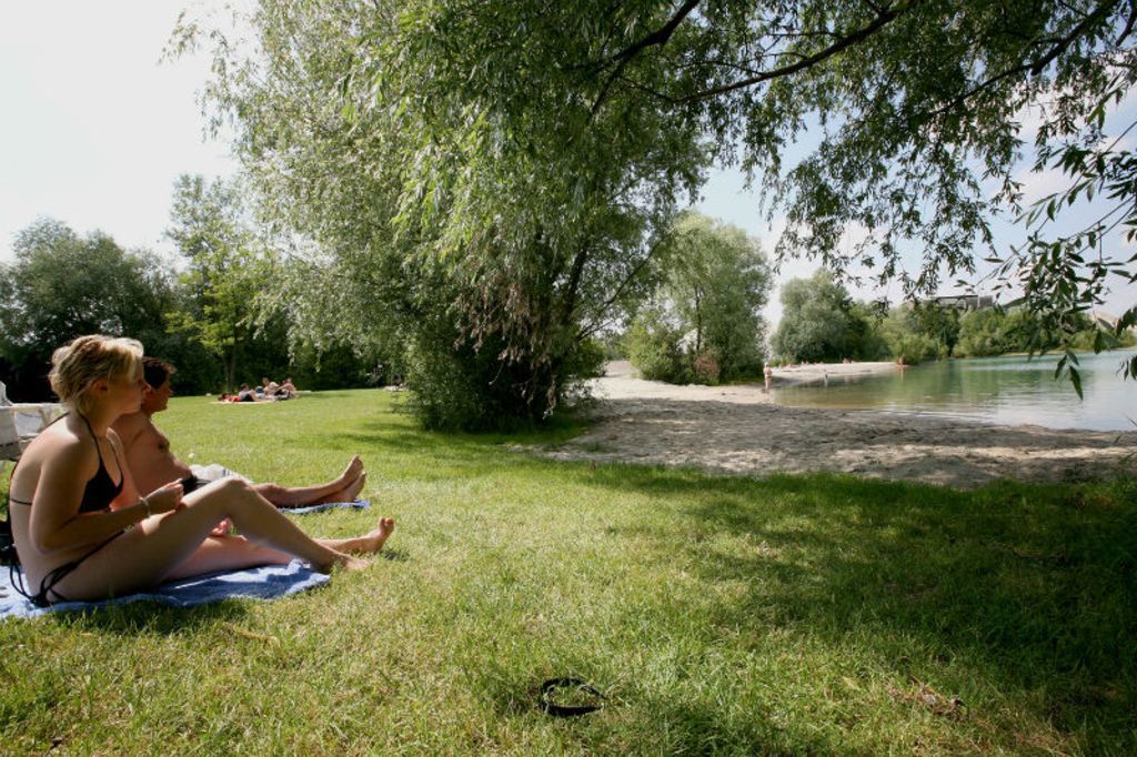 Auch am Legelshurster Baggersee erwartet die Badenden exzellente Wasserqualität.