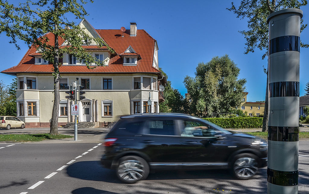 Die Autofahrer haben sich in der Ortsdurchfahrt Bodersweier noch nicht an die Temporeduzierung gewöhnt.