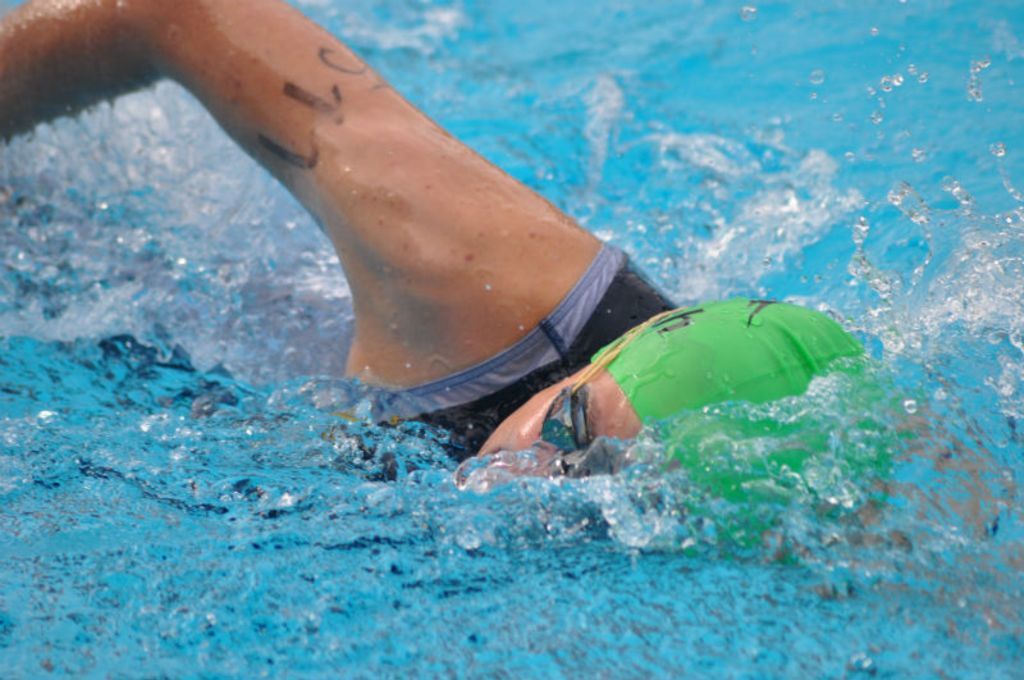Neben der Leichtathletik und Gerätturnen gehört das Schwimmen zu den Klassikern des Sportabzeichens seit der Einführung des Breitensport-Ordens 1913.