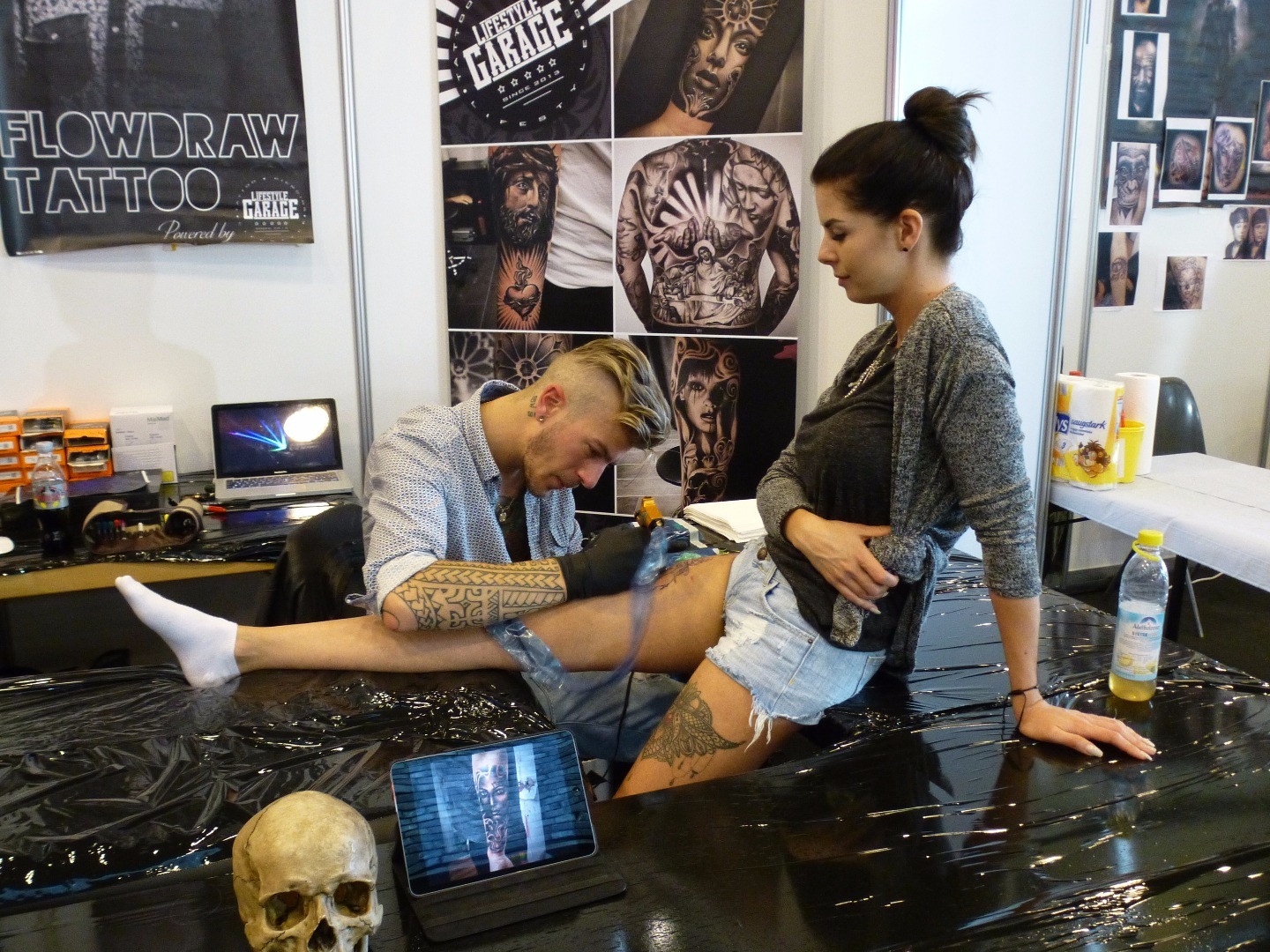 Über 100 internationale Tätowierer, die live vor Ort tätowieren werden, sind bei der "Tattoo & Art Show Offenburg".