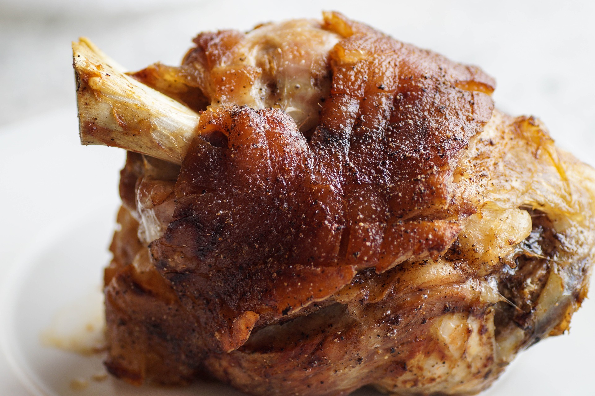 Mehr Oktoberfest-Genuss geht nicht: Schweinshaxen mit ihrer reschen Kruste.