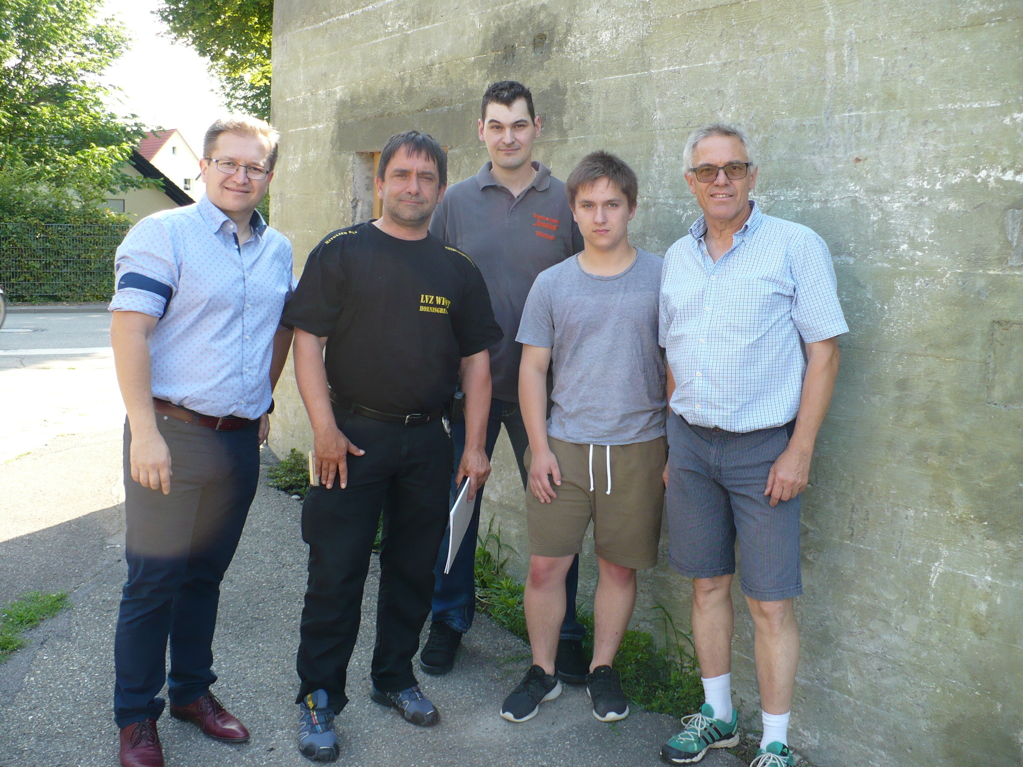 Bunkerretter: Jury Kern (Städtische Wohnbau), Friedrich Wein, Michael Truttenbach, Florian Wein, Klaus Gras (v.l.)