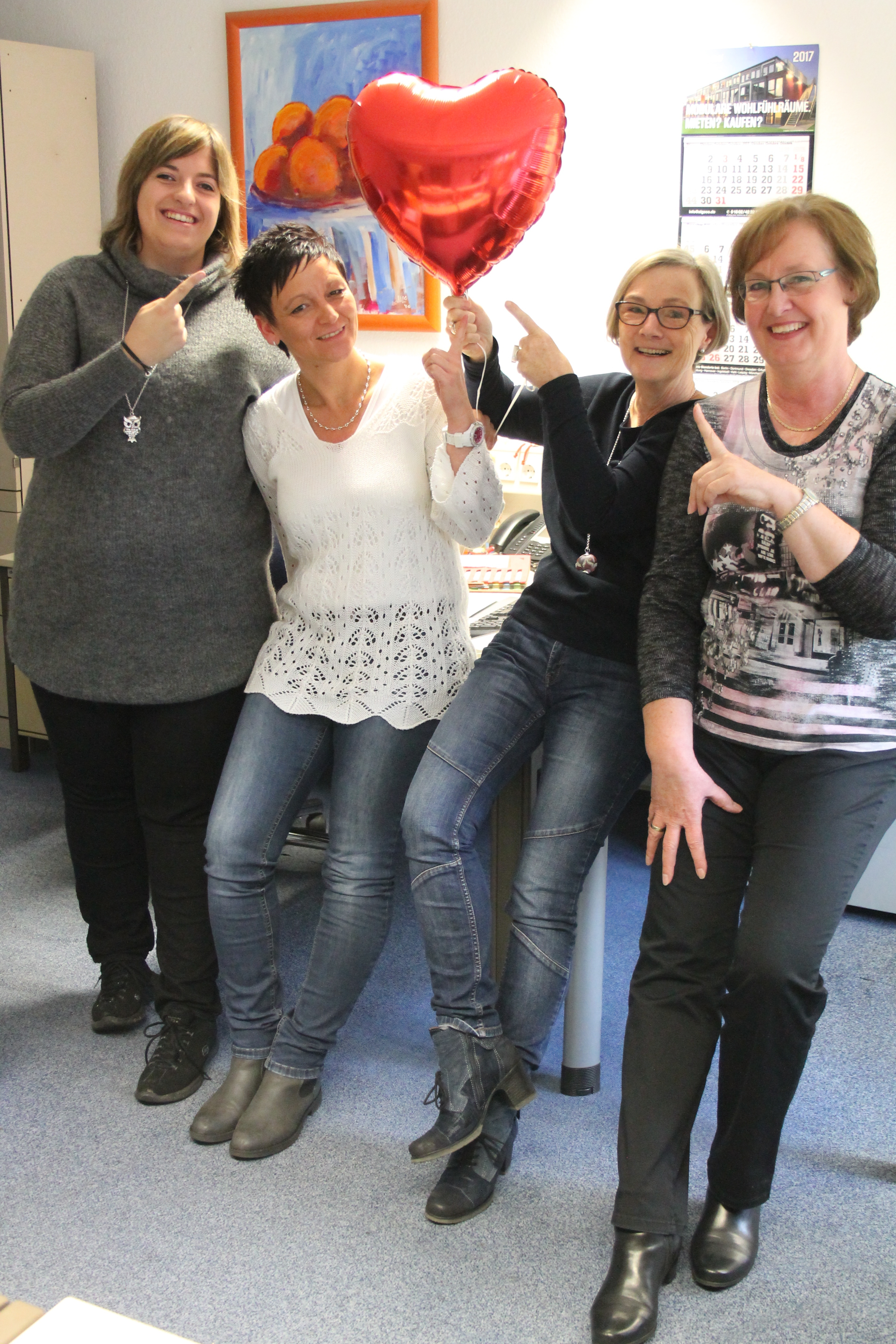 Vanessa Männle (v. l.), Mirella Keil, Ingrid Sigg und Monika Müller von der Verwaltung sind ein echtes Kleeblatt des Glücks und ohne Frage das Herz der Offenburger Geschäftsstelle.