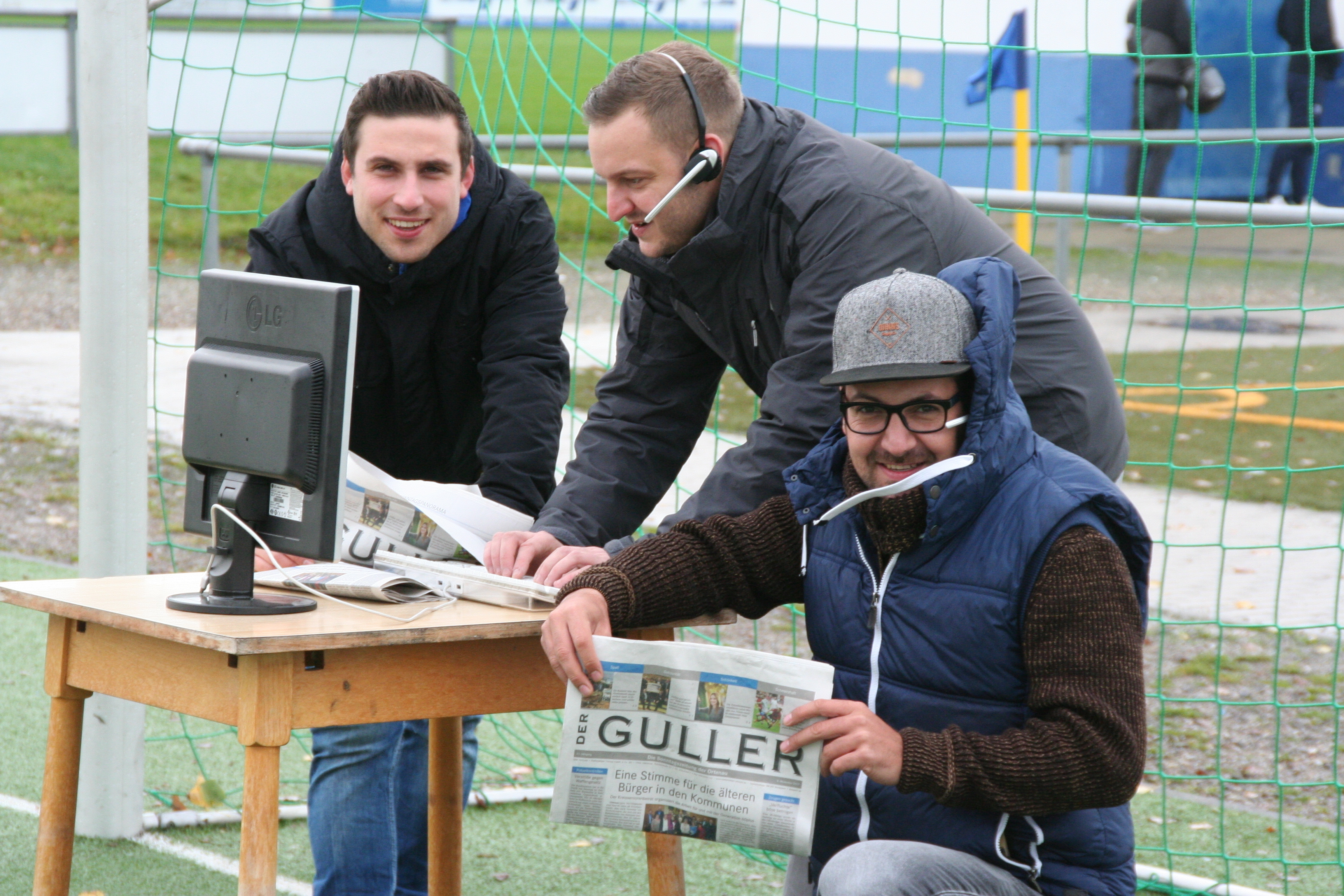 Die DTP-Sportredaktion ist immer am Ball. Mit Unterstützung zahlreicher freier Mitarbeiter sind unter anderen Max Maassen (von links), Marco Götz und Daniel Ehrhardt immer hautnah am Geschehen.