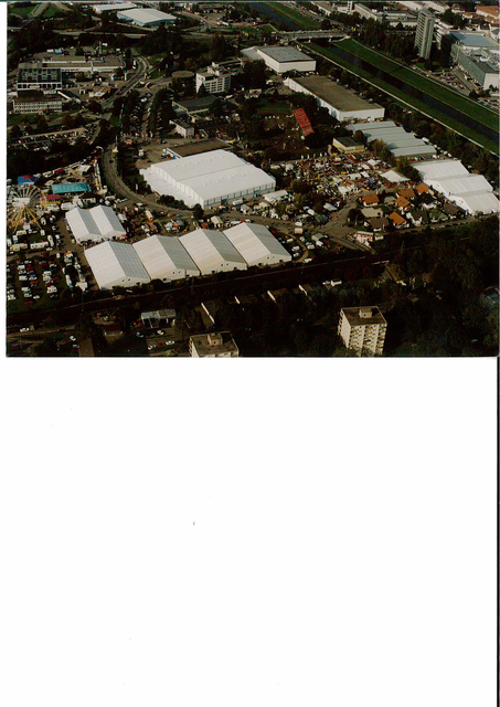 1997, als die Messe noch aus einfachen Hallen bestand.