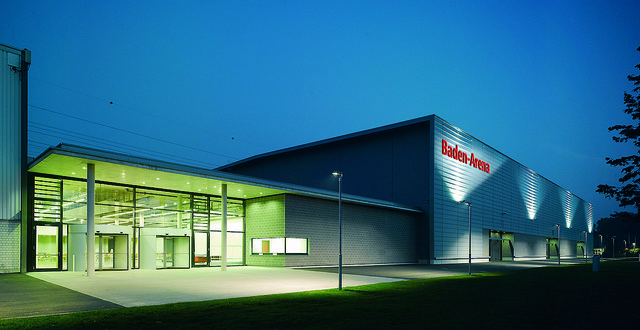 2005 fertiggestellt wurde die Baden-Arena.