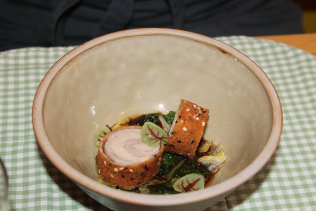 Ungewöhnlich, aber sehr lecker: Die Rouladen werden paniert. Mehr Fotos gibt es auf www.stadtanzeiger-ortenau.de.