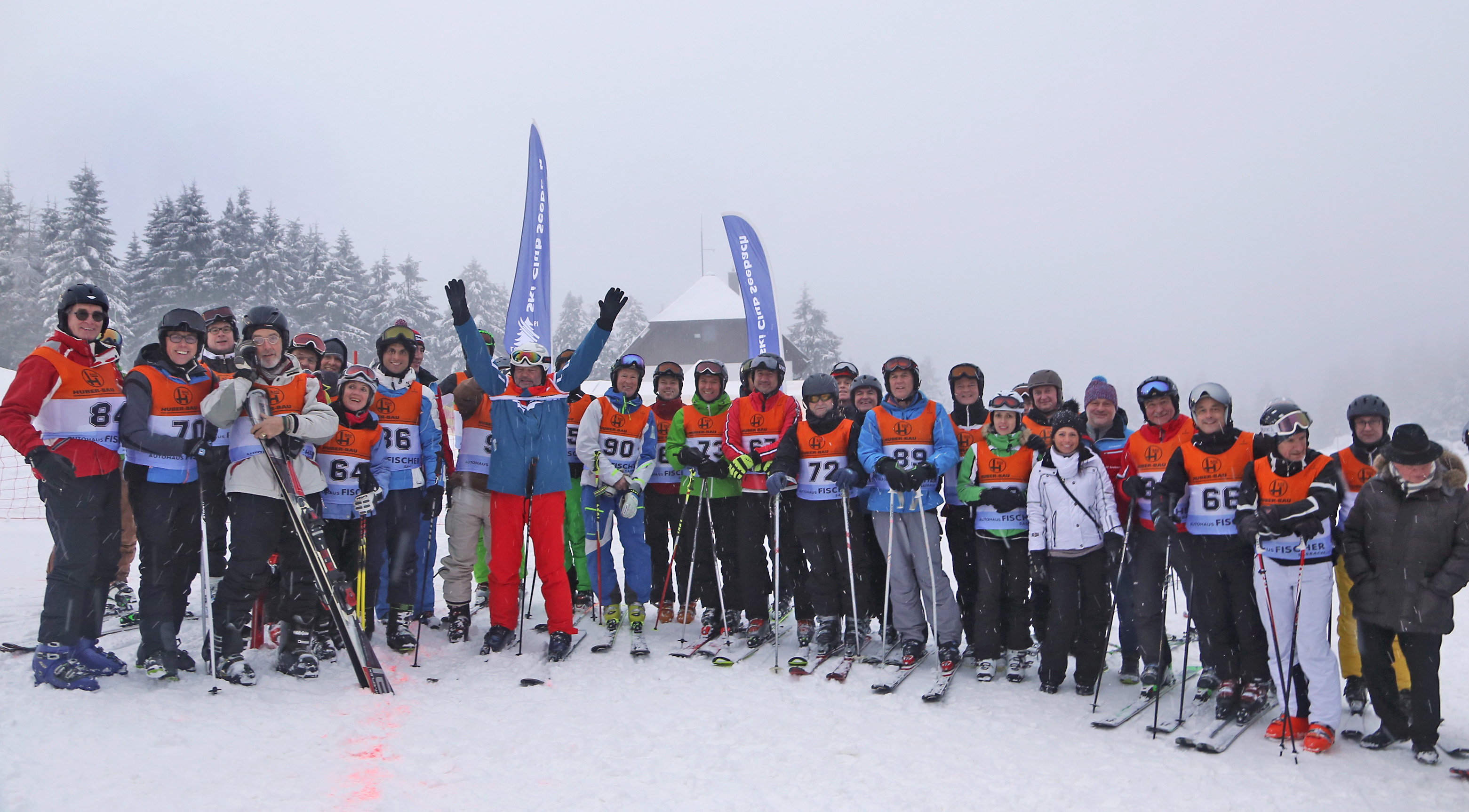 Startklar für das Rennen: Die Teilnehmer des 7. Ortenauer Polit-Skis freuen sich auf die bestens präparierten Pisten.