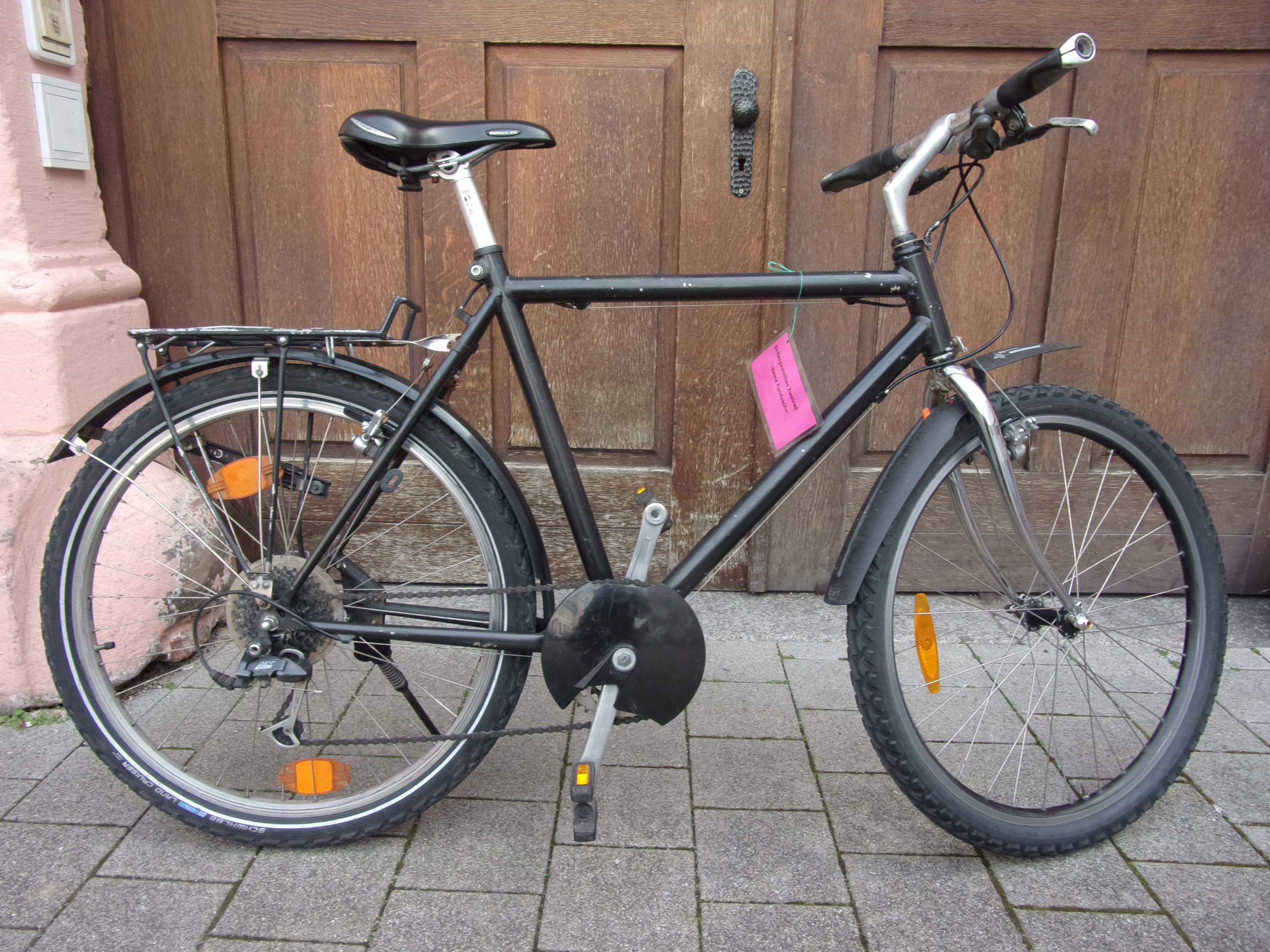 Wem gehört dies Fahrrad?
