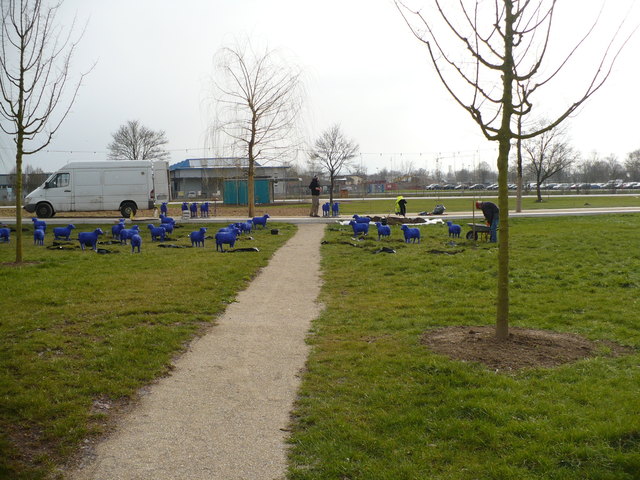 Insgesamt 4.000 Bäume aller Größen wurden gepflanzt. | Foto: djä