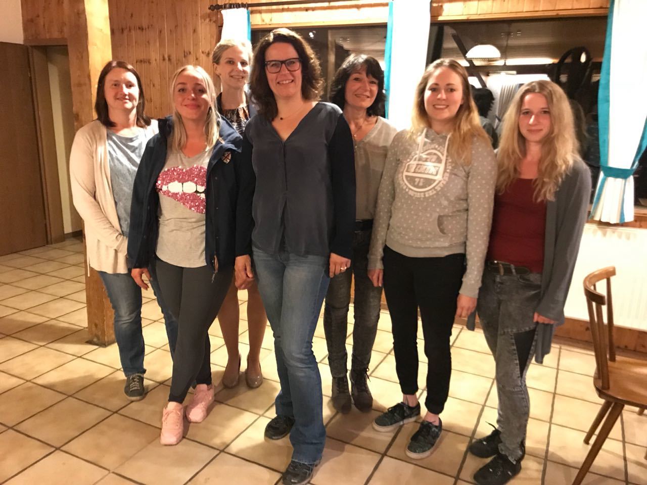 V.l.: Angelika Friedmann, Vanessa Freisst, Sylvia Bremecker, Isabel Obleser, Maragarita Lehmann, Selina Basler, Stefanie Singler