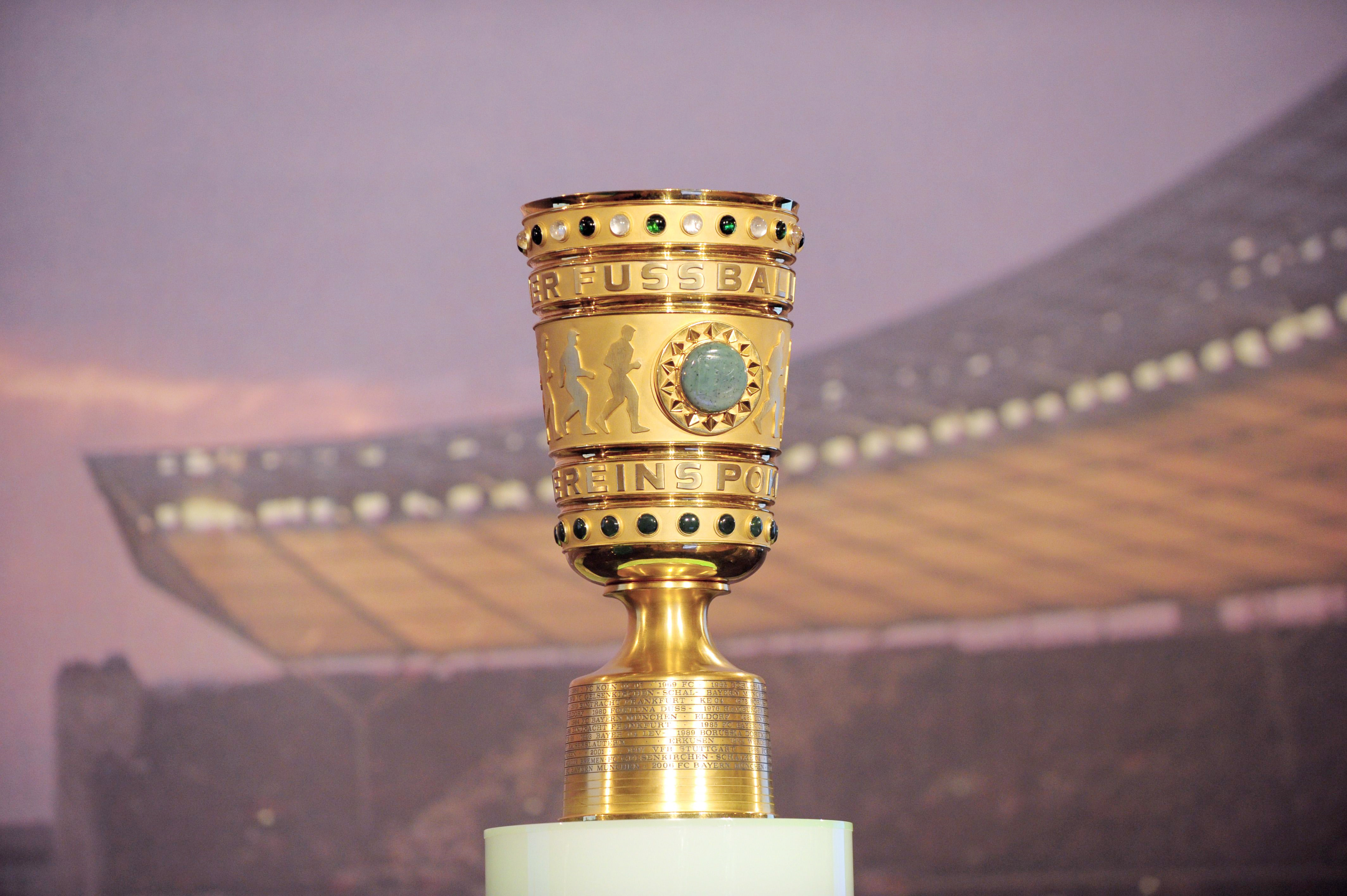 Die Paarungen zur ersten Runde im DFB-Pokal wurden im Fußballmuseum in Dortmund ausgelost.