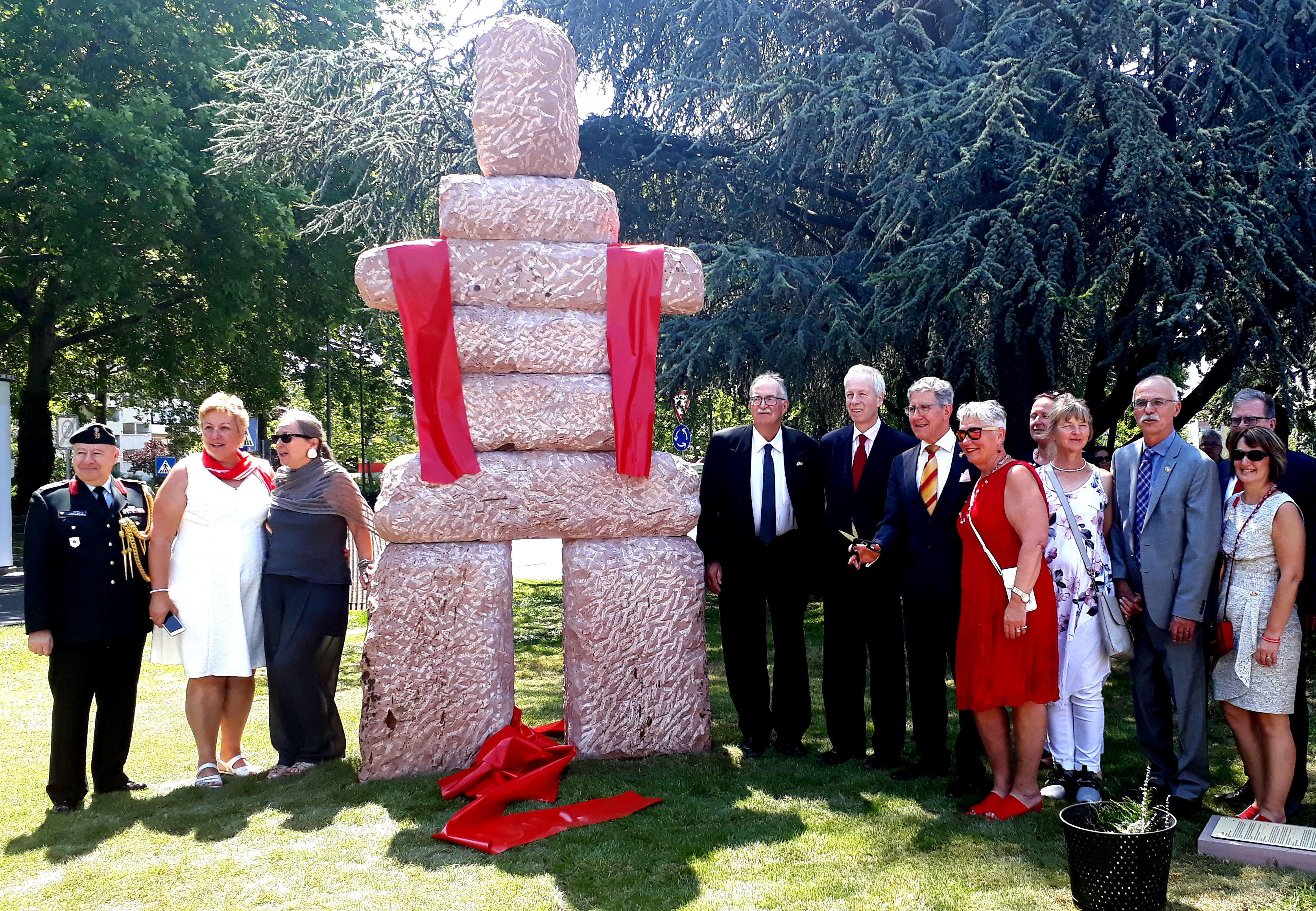 Einweihung des Inukshuk