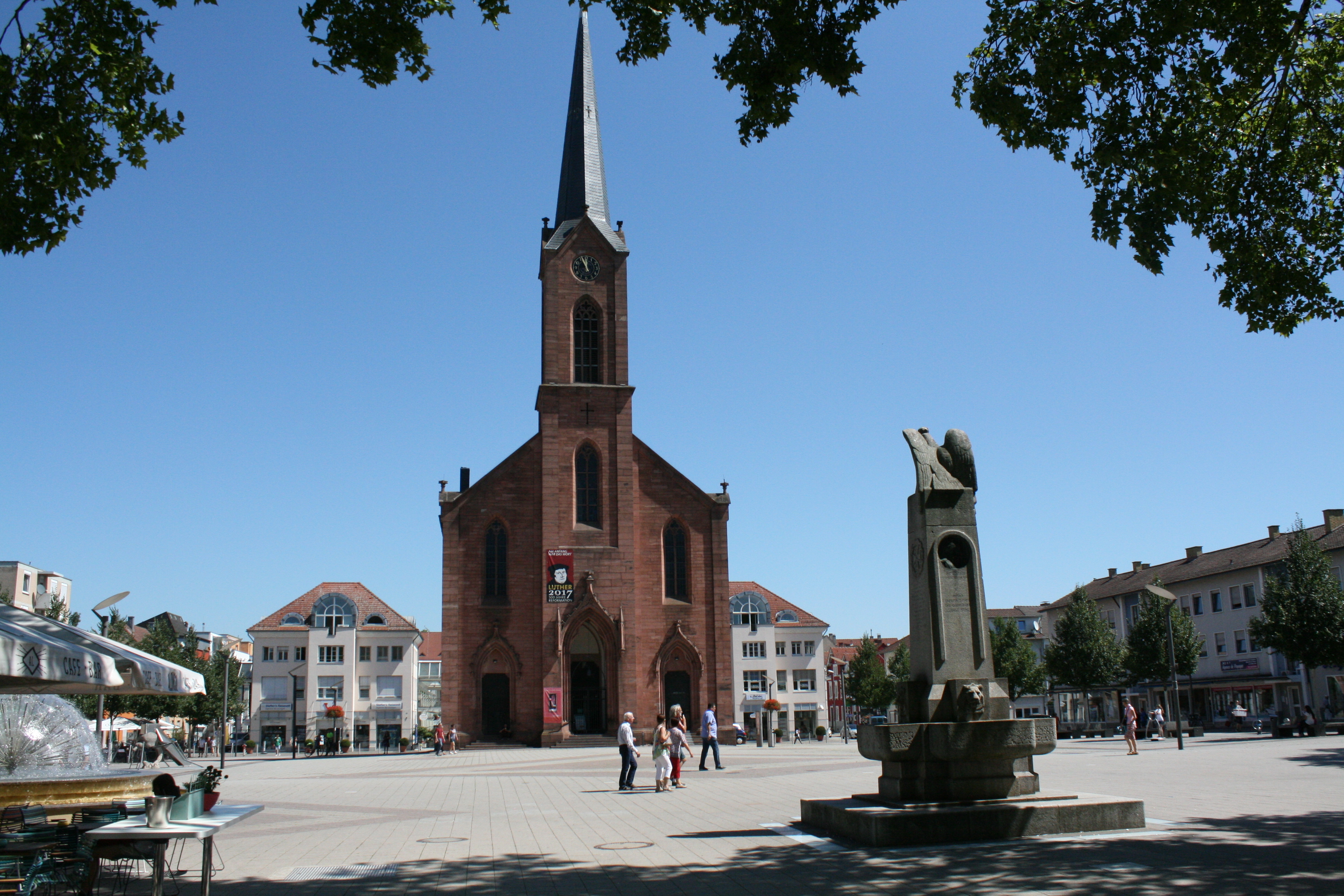 Der Gottesdienst in der Friedenskirche am Sonntag wird live im ZDF übertragen.