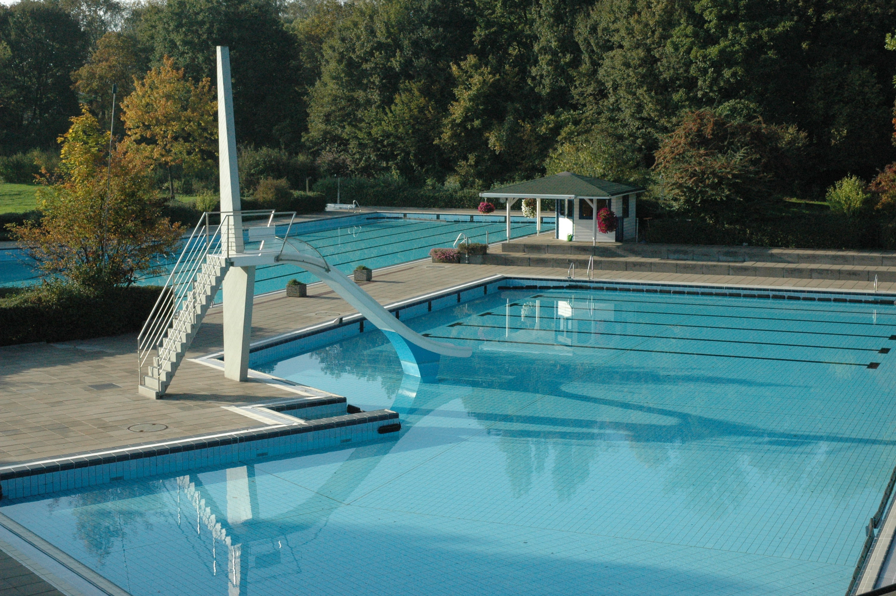 Das neue Kombibad Kehl soll am Standort des jetzigen Freibades entstehen.