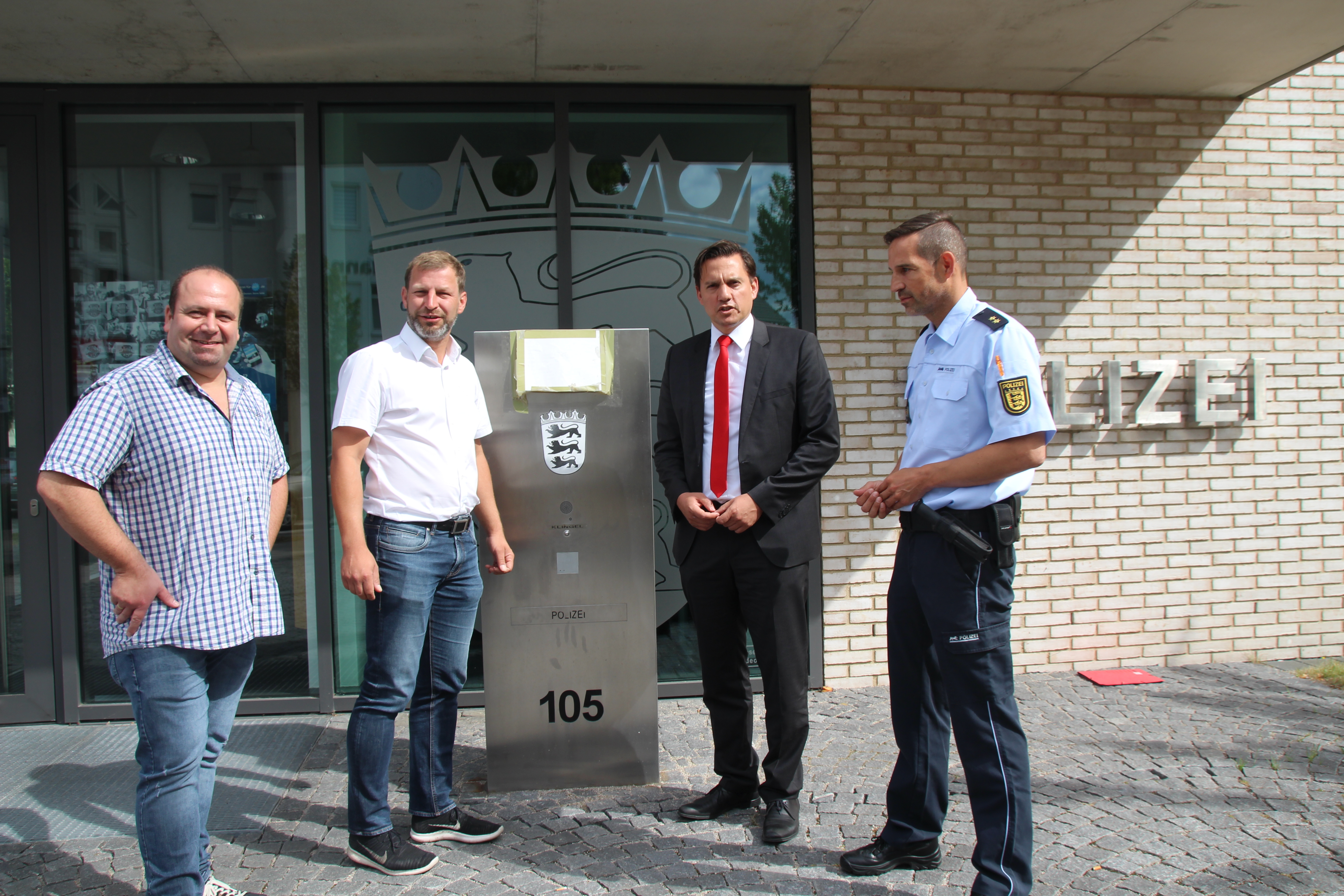 Von links: Michael Heß, Andreas Bix, MdB Johannes Fechner, Revierleiter Guido Kühn