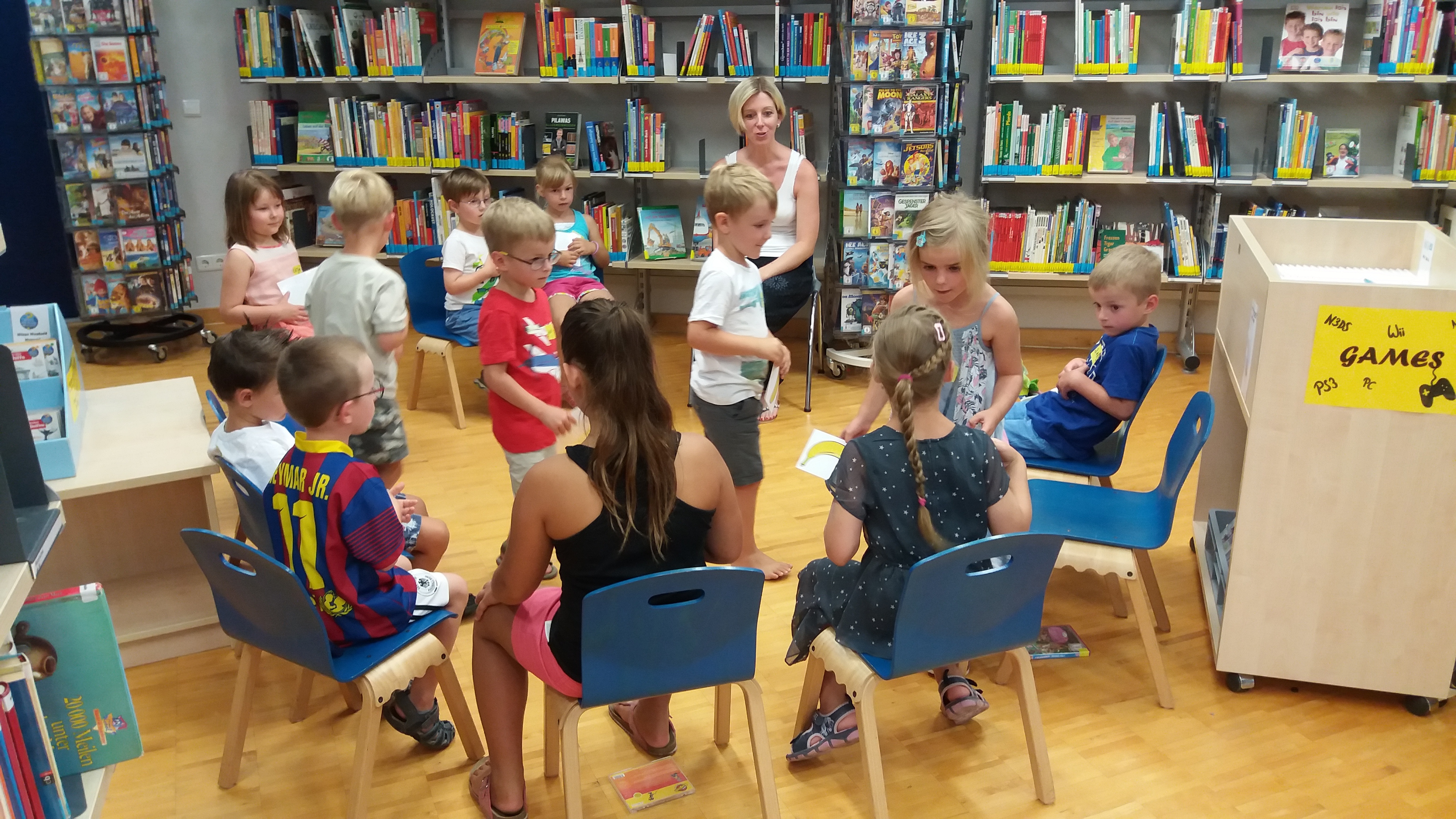Die Kinder hatten Spaß beim Spiel "Obstsalat".