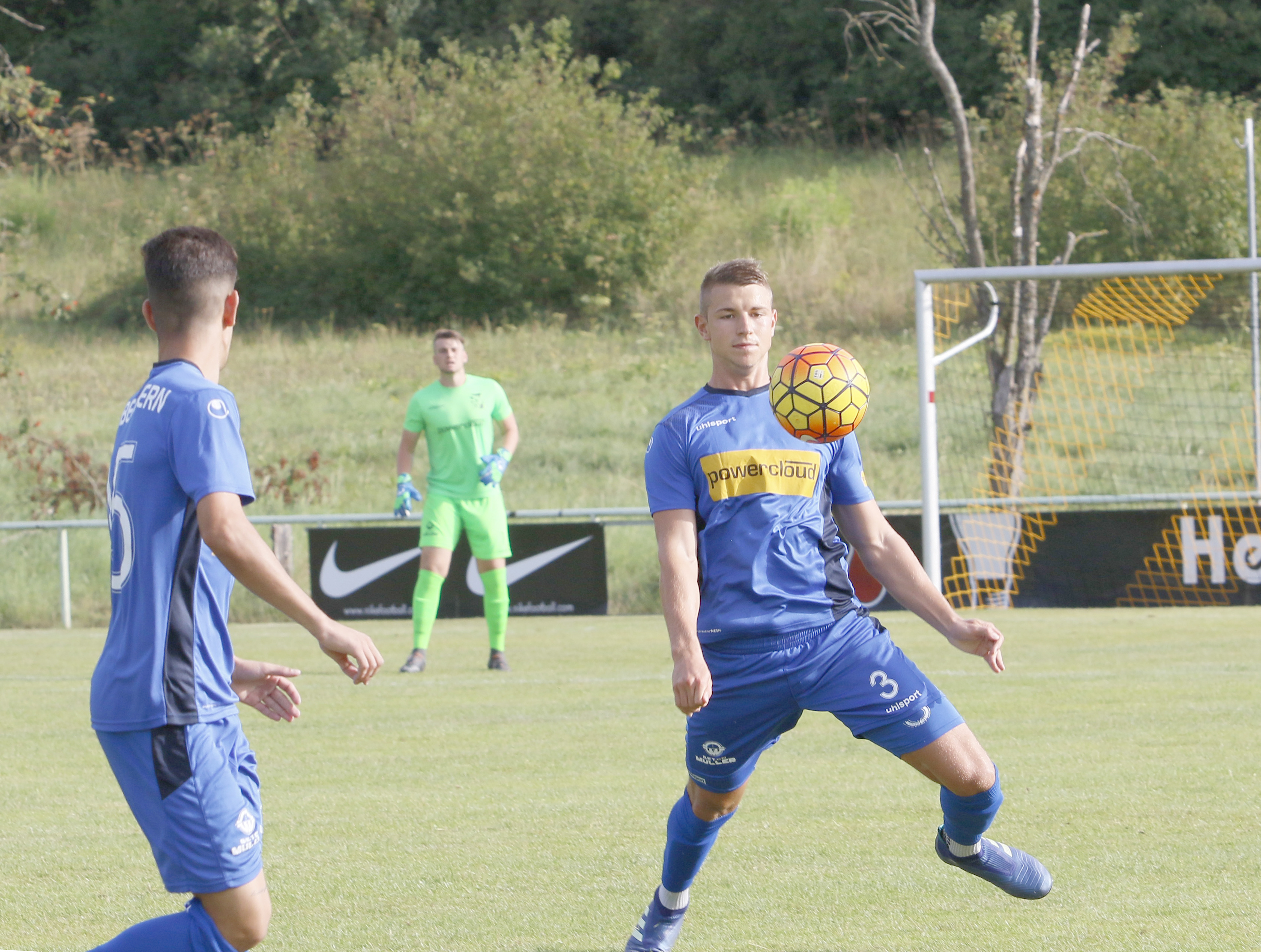 Der SV Oberachern möchte heute im Baden-Württemberg-Duell gegen die Stuttgarter Kickers punkten.