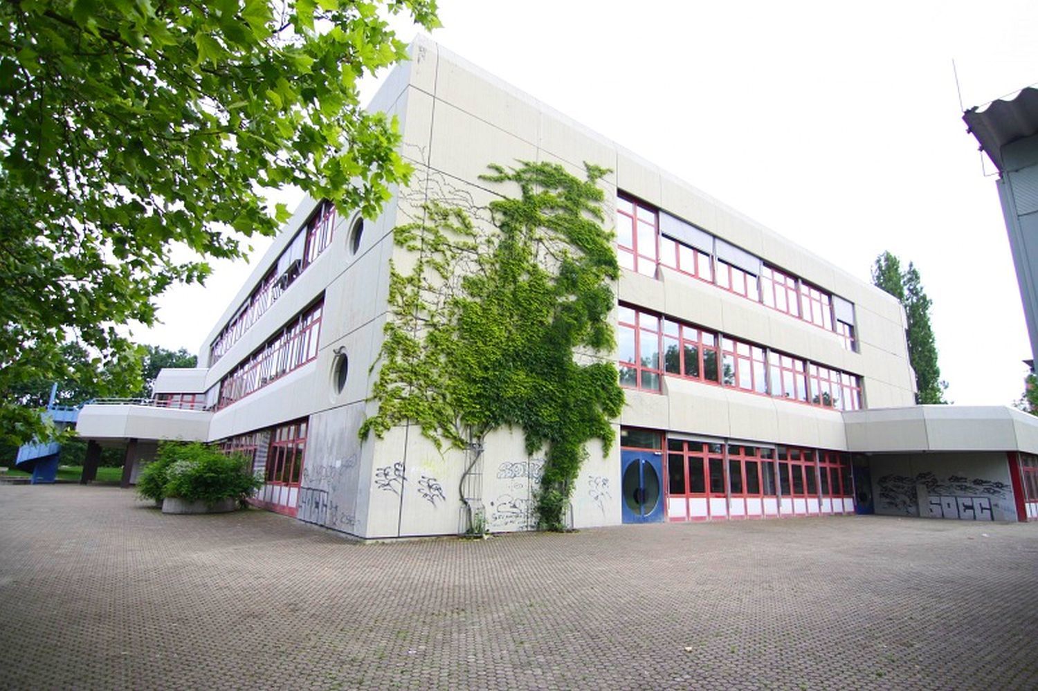In die Sanierung des Scheffel-Gymnasiums fließen 2,74 Millionen Euro Bundesmittel.