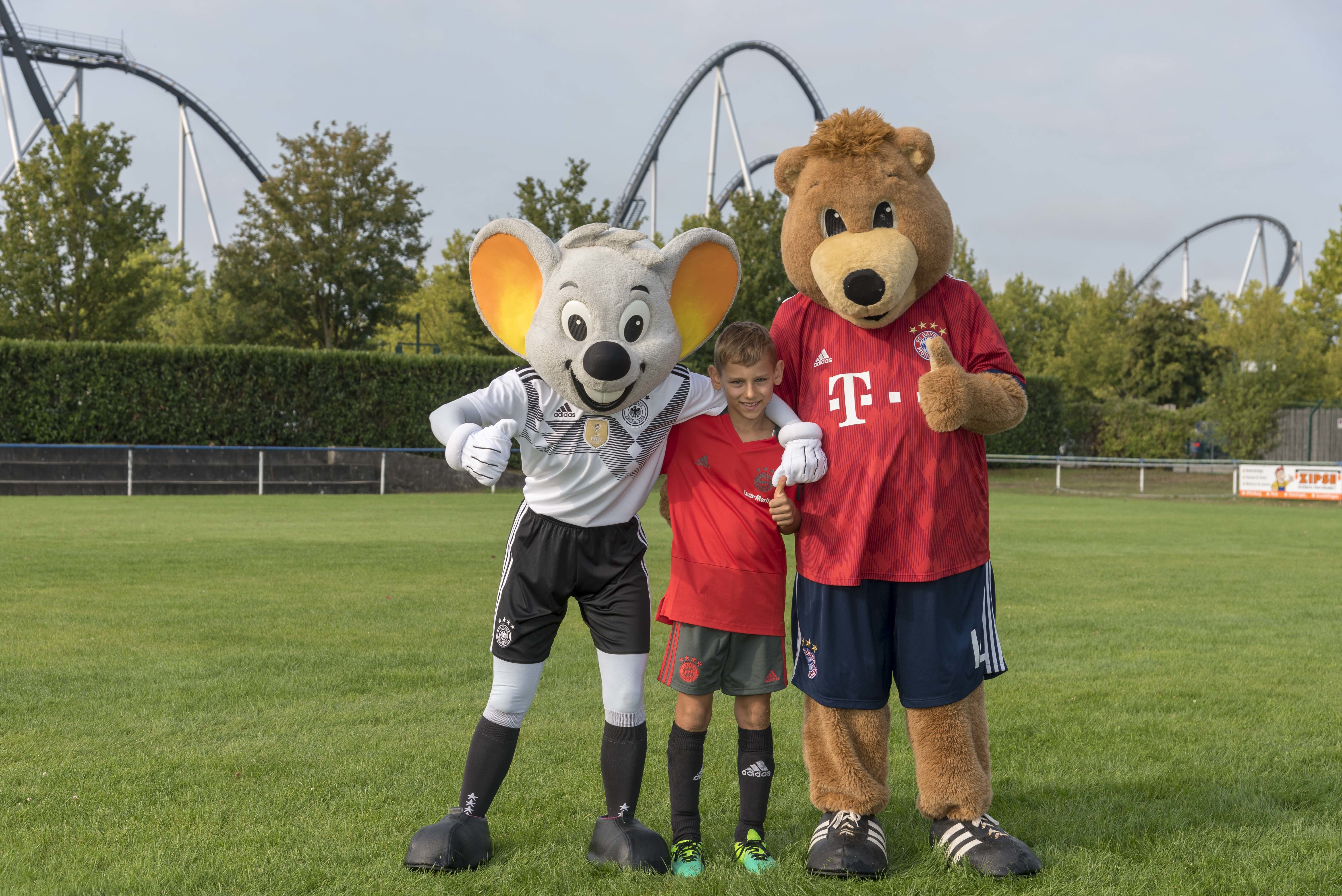 Gewinner Luca-Moritz Baumann aus Wolfach beim FCB Kids-Club Fußballcamp im Europa-Park