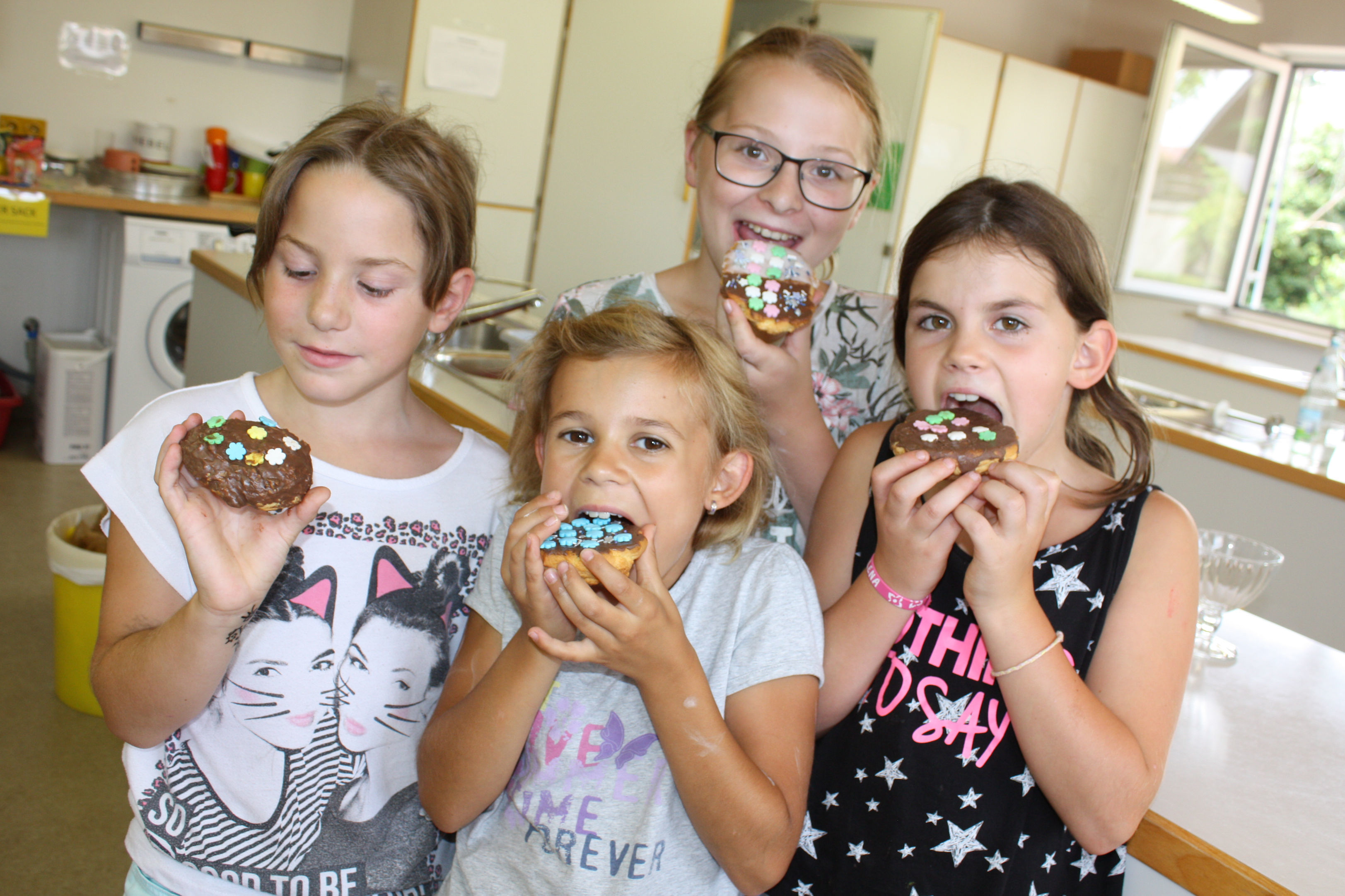 Den kleinen Köchen hat nicht nur das Zubereiten viel Spaß gemacht, es hat auch allen gut geschmeckt.