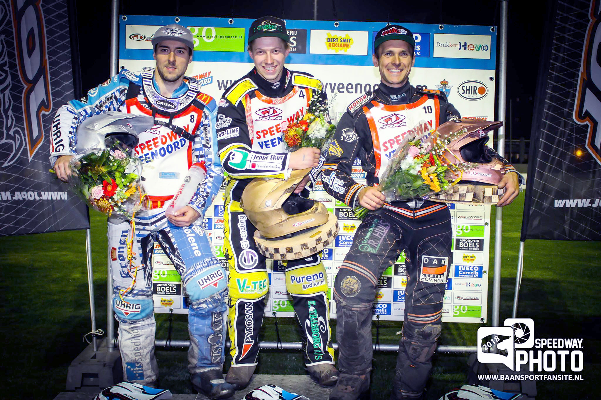 Max Dilger (links) belegte in Veenord einen sehr guten zweiten Platz und fährt 2019 im Langbahn-Grand Prix.