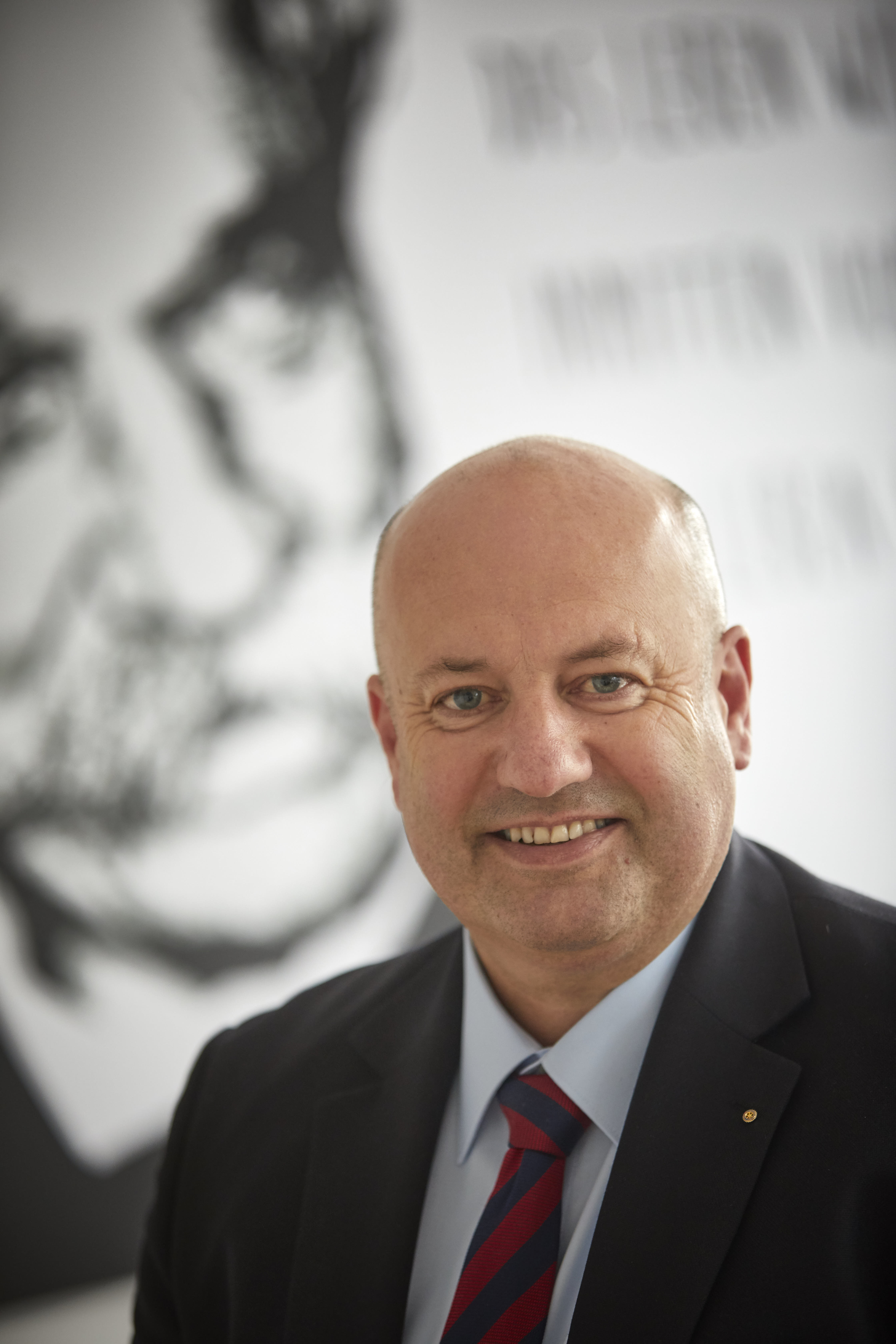 Jürgen Mäder ist mit Leib und Seele Teil der Edeka-Familie. In der Chefetage verantwortet er seit April die Bereiche Vertrieb, Marketing, Nachhaltigkeit und Ladenbau.