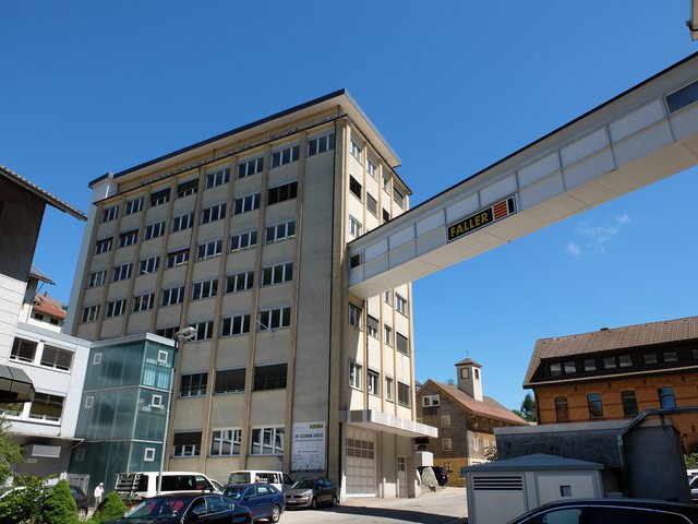 Werksgebäude der Firma FALLER in Gütenbach. | Foto: Alfred Schramm