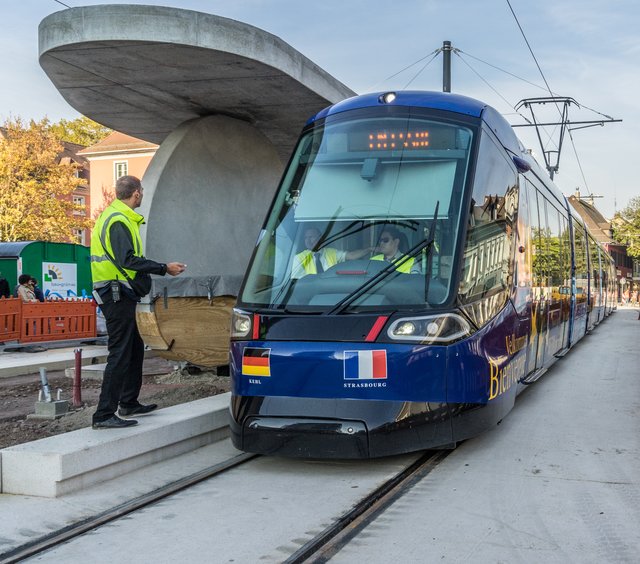 Die Haltestelle vor dem Rathaus | Foto: Stadt Kehl