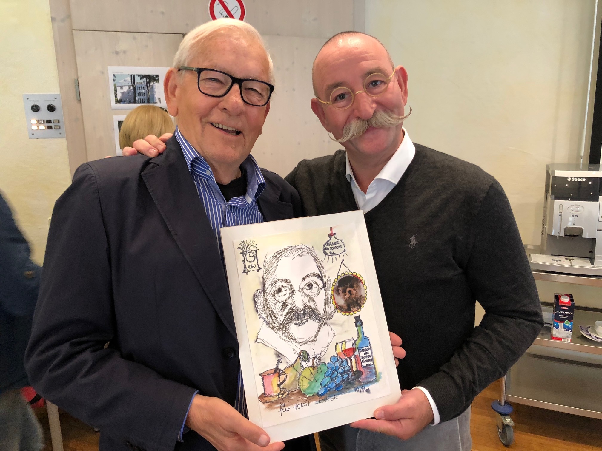Wolfgang L. Obleser (l.) hatte wieder eine Überraschung für Horst Lichter bereit.