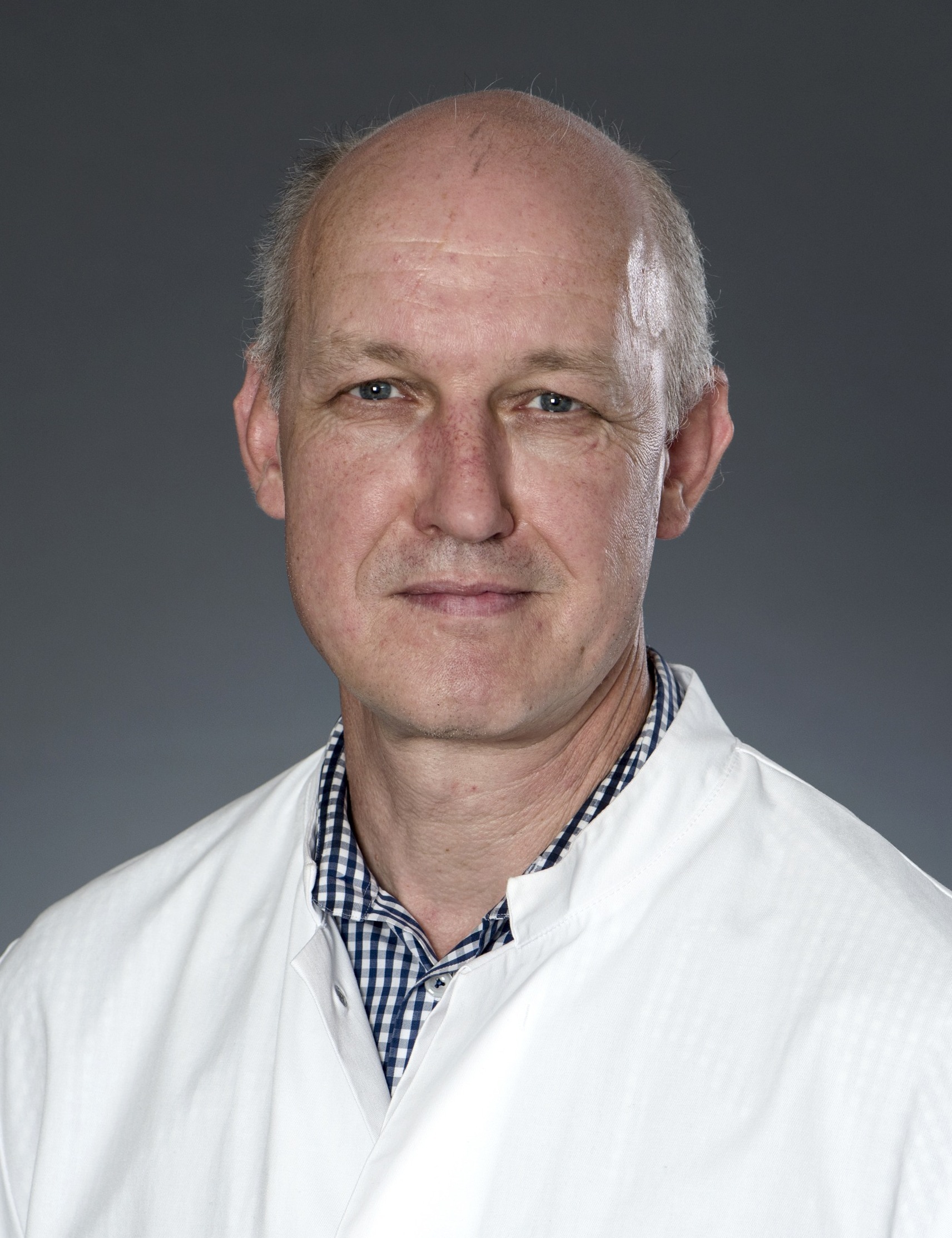 Professor Dr. Lothar Tietze, Ärztlicher Direktor und Medizinischer Leiter des Pathologischen Instituts
