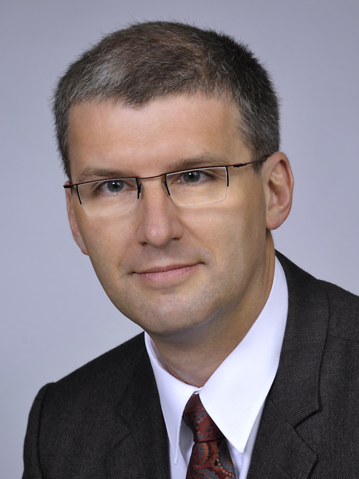 Professor Dr. Georg Mols, Chefarzt der Klinik für Anästhesiologie und Operative Intensivmedizin