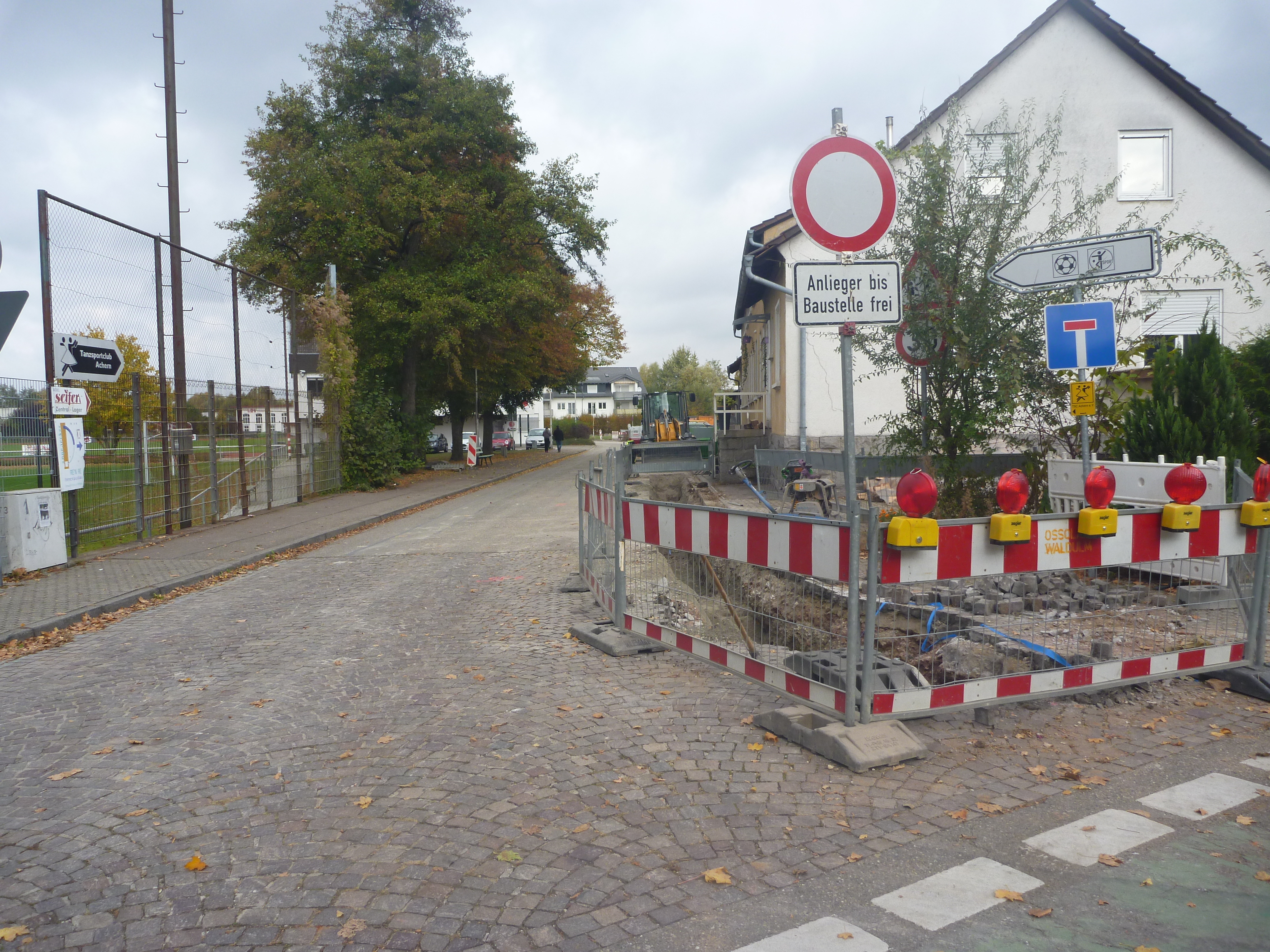Die Stadtverwaltung Achern lässt die Wasserversorgung in der Straße Am Stadion erneuern.