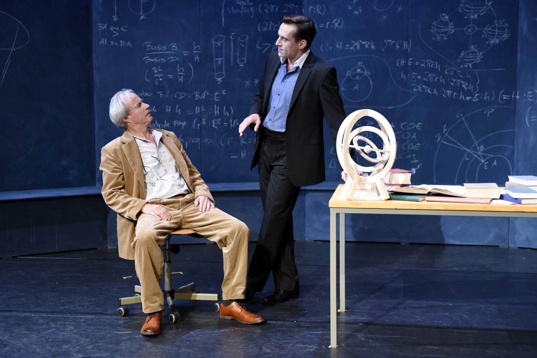 Das "Leben des Galilei" bildete im Rahmen der Oberkircher Literaturtage gleichzeitig die Eröffnung der Theatersaison.
