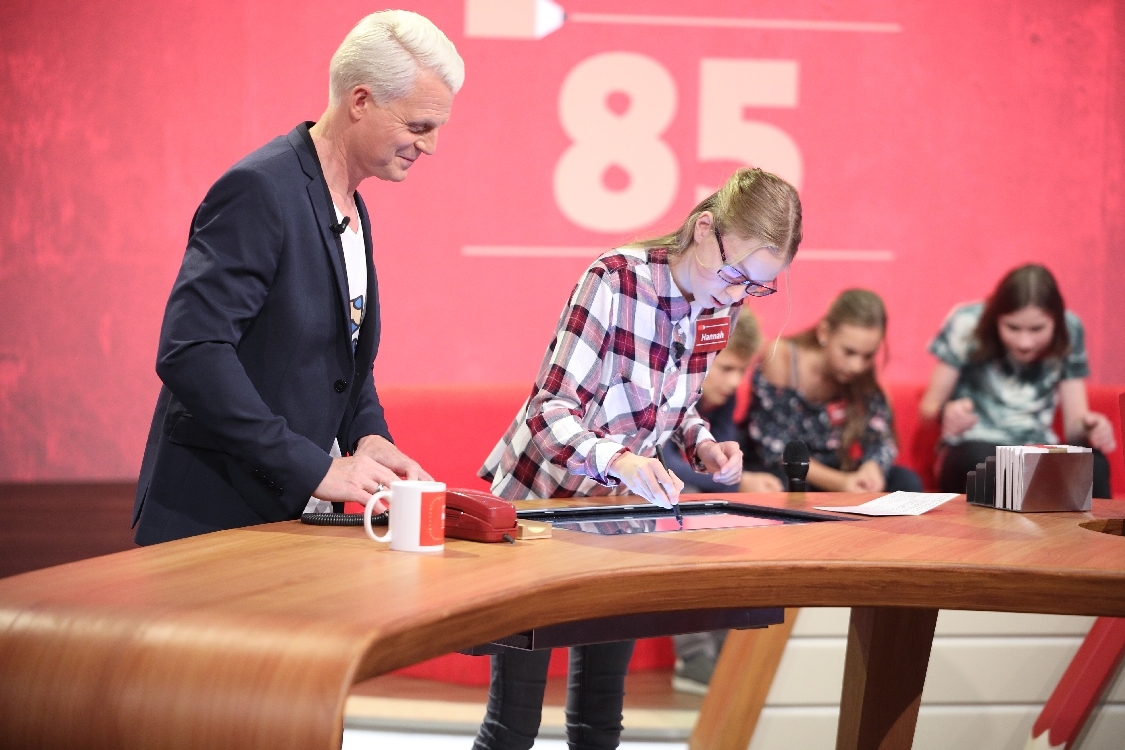 Mit Feuereifer bei der Sache: Moderator Guido Kanz und Hannah Suhm