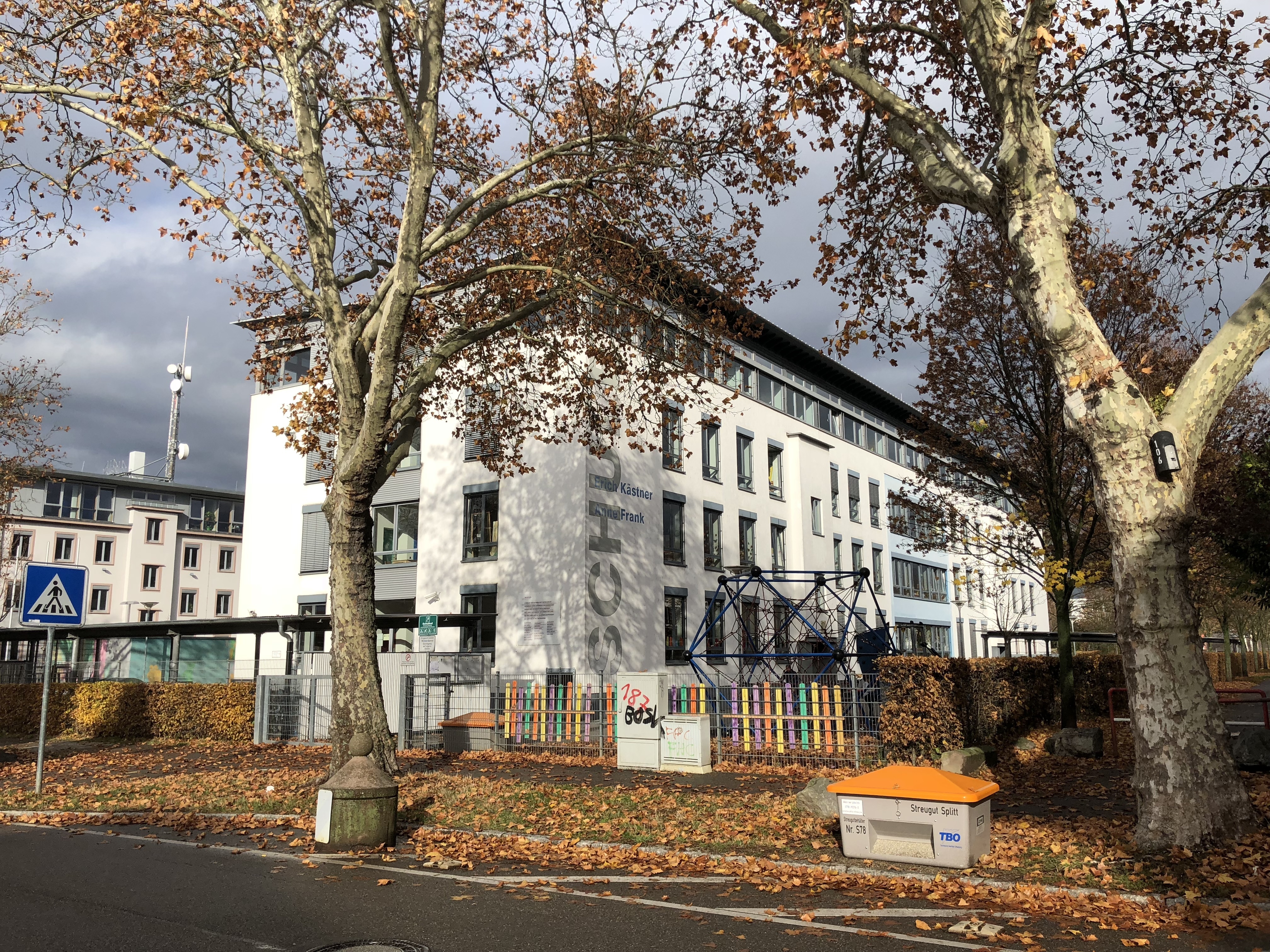 Auch in der Ortenau warten die Schulen auf die Freigabe der Bundesmittel für den digitalen Ausbau.