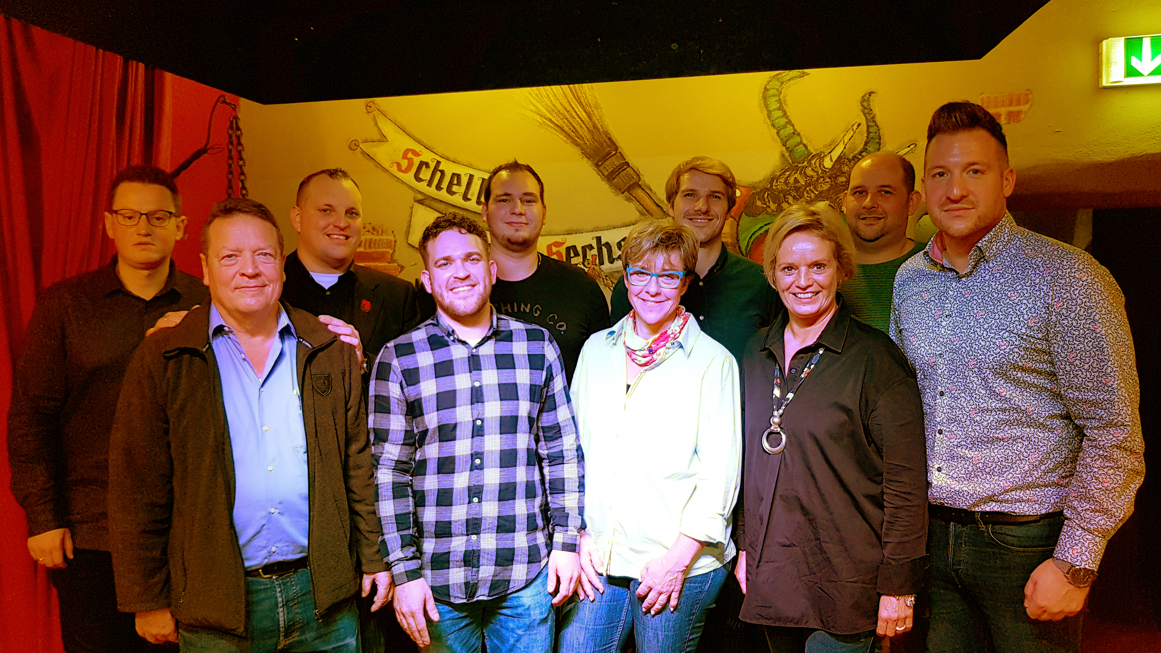 Der neu gewählte Zunftrat der Offenburger Hexen: Adrian Penner, Martin Fehrenbach, Sven Schaller, Dominic Heck, Tobias Hauser, Carolin Schoch, Christoph Boschert, Manuela Waldhecker, Simon Kramer, Stefan Konprecht (v. l.)