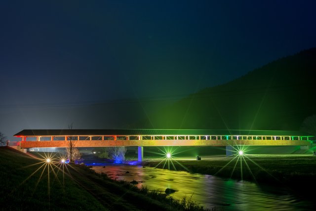 Dieses beeindruckende Foto von dem neuen Bollenbacher Steg hat Ortenaut Hermann Schmider geschossen.  | Foto: Hermann Schmider