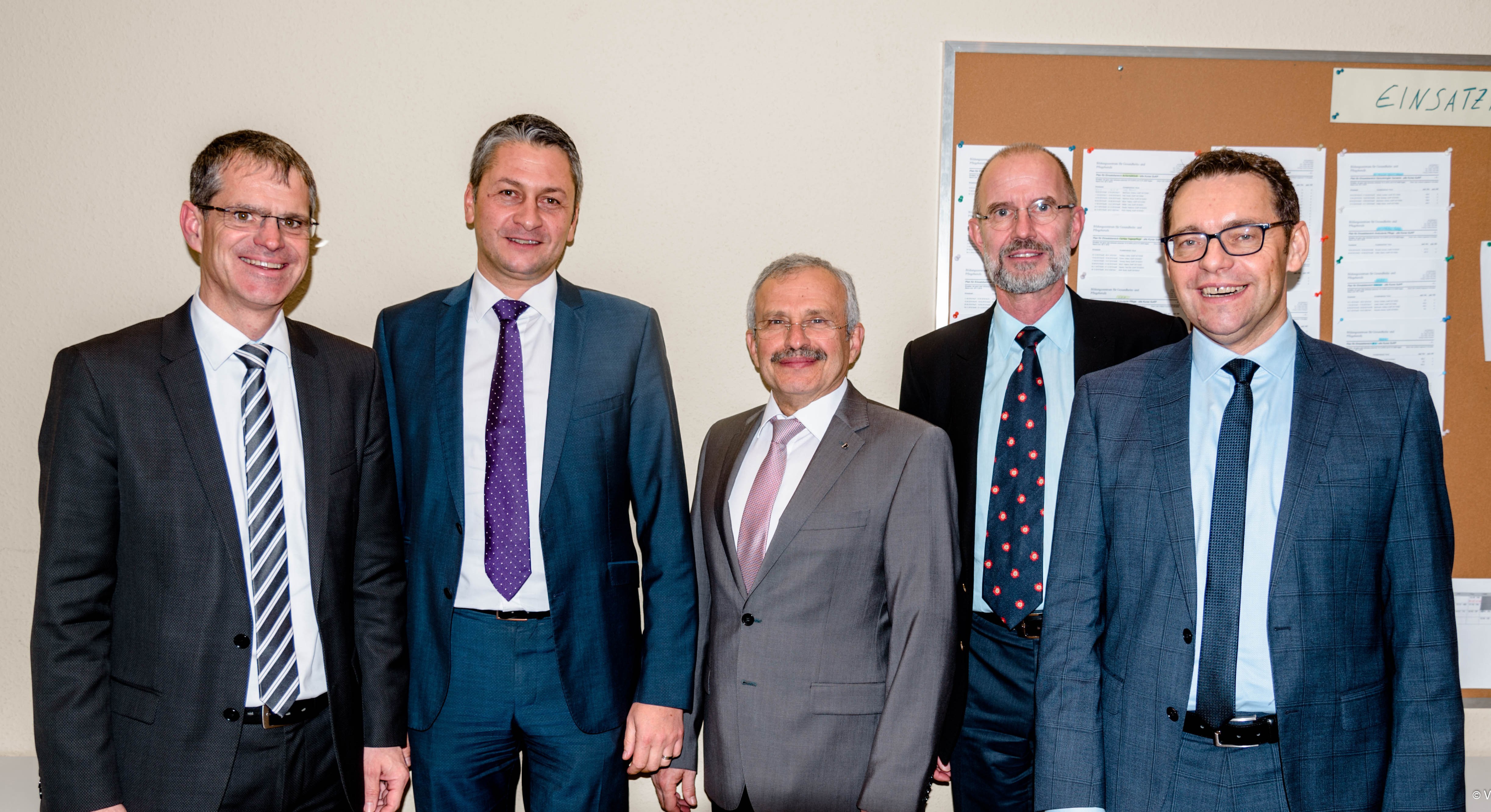 Von links: Christoph Lipps, Bürgermeister von Oberkirch, Ortenau Klinikum-Geschäftsführer Christian Keller, Chefarzt Felix Liber, Ärztlicher Direktor Rüdiger Feik und Oberbürgermeister Klaus Muttach