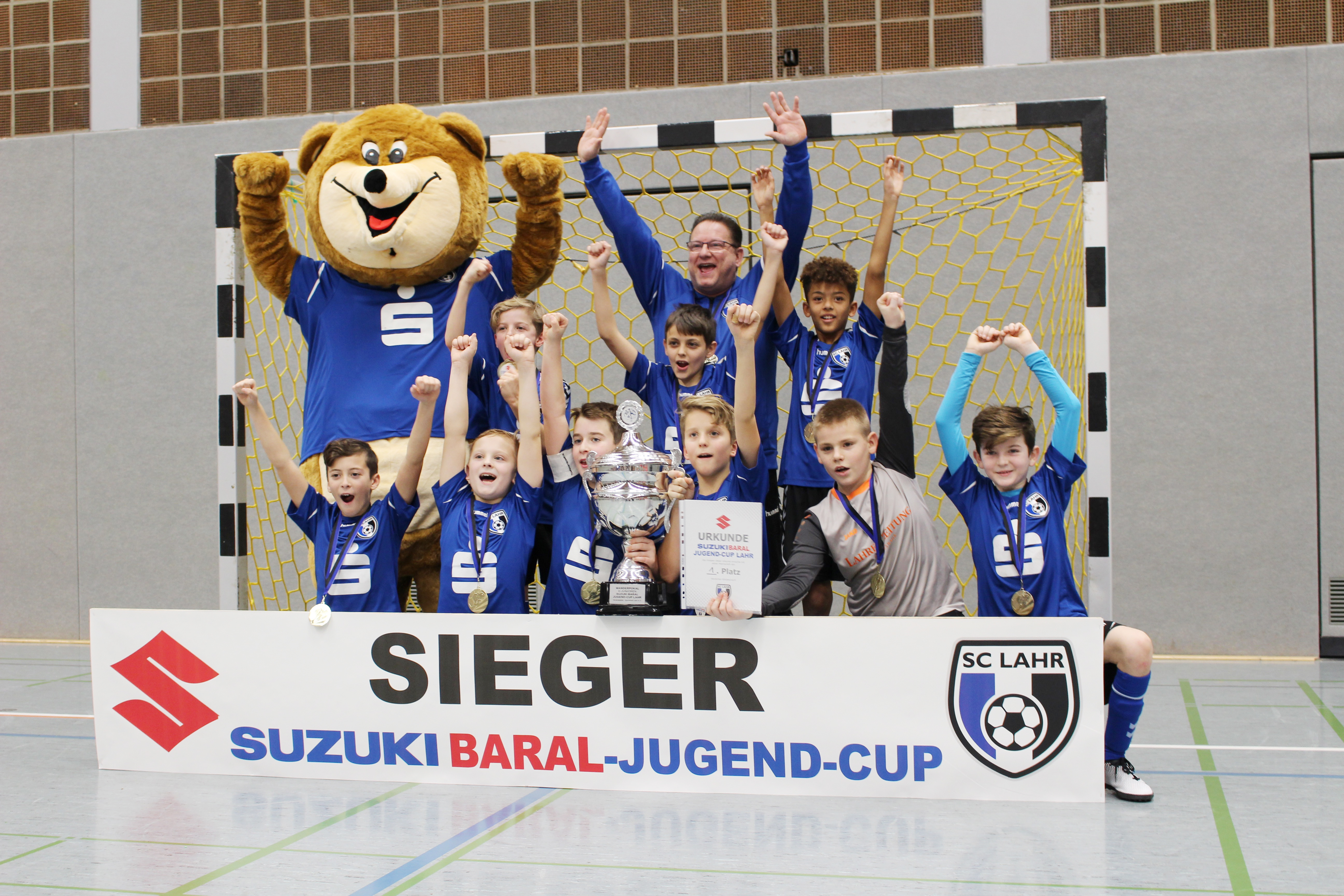Die U11-Junioren des Gastgebers SC Lahr holten sich wieder den Turniersieg bei den E-Junioren.